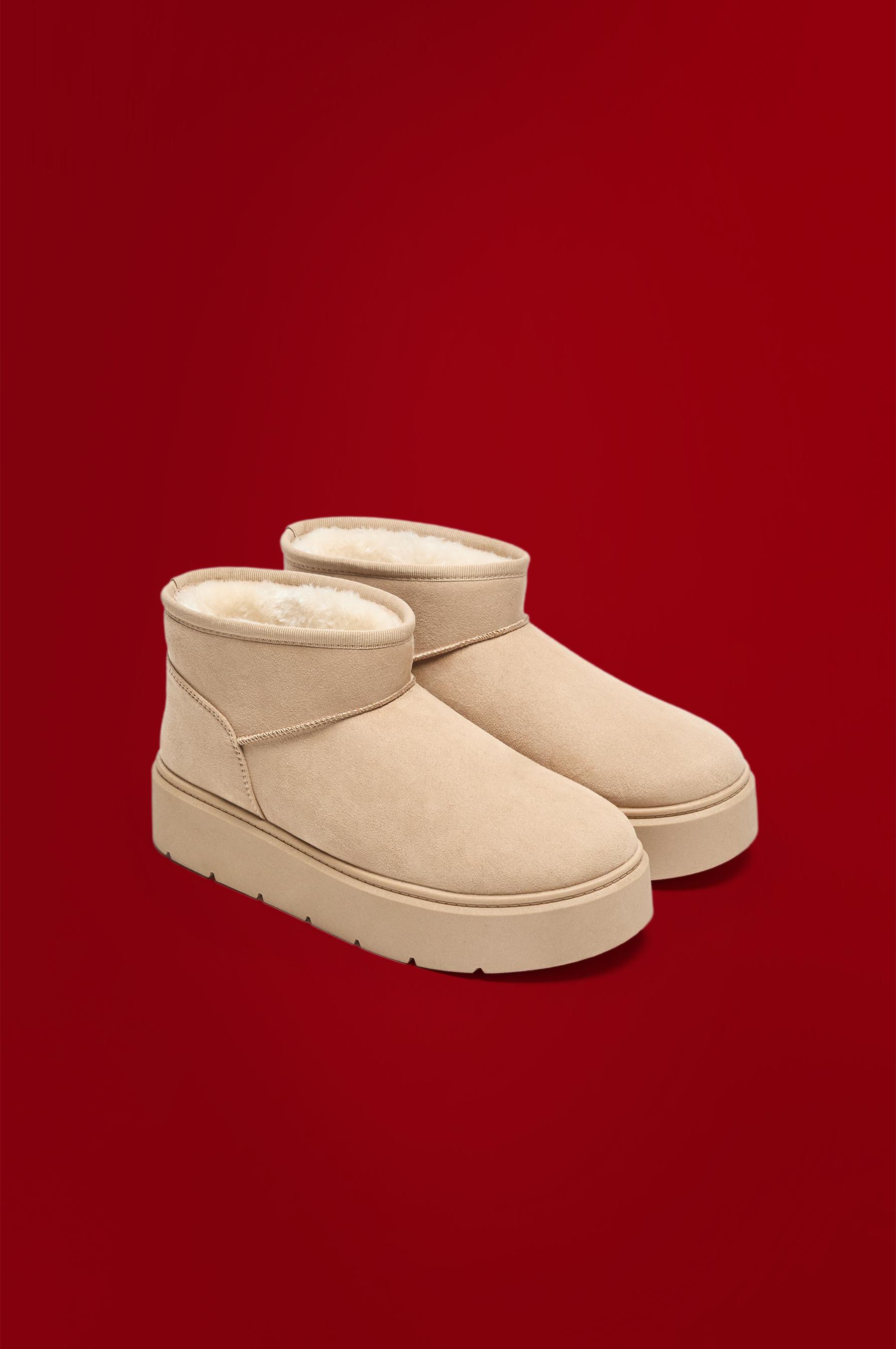 Platform fur ankle boot — BROWN
