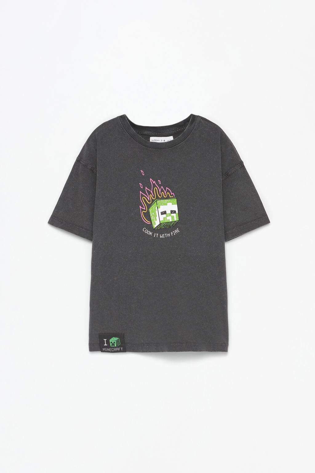 T-shirt with Minecraft maxi print on the back