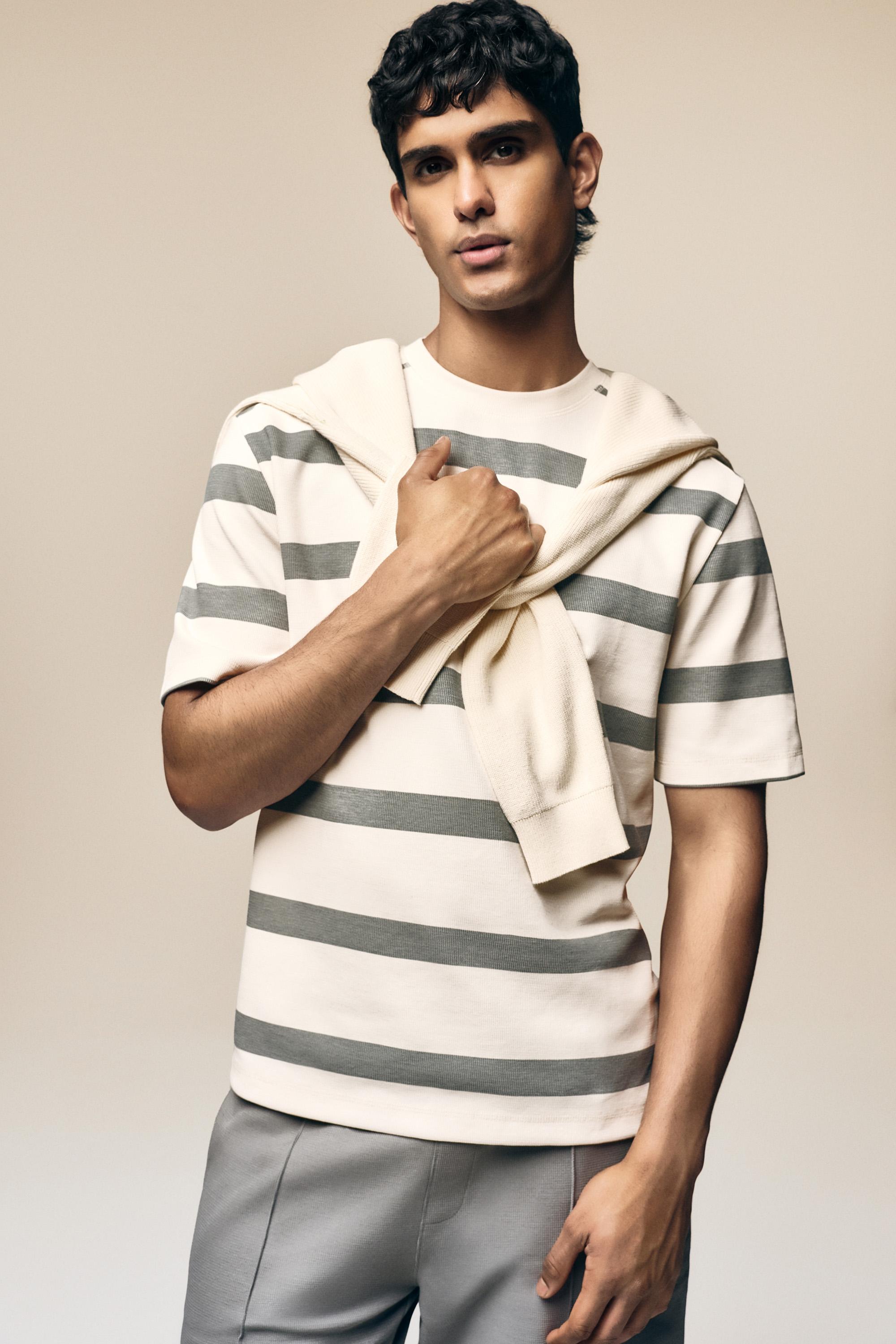 Textured striped T-shirt — BLUE GREY