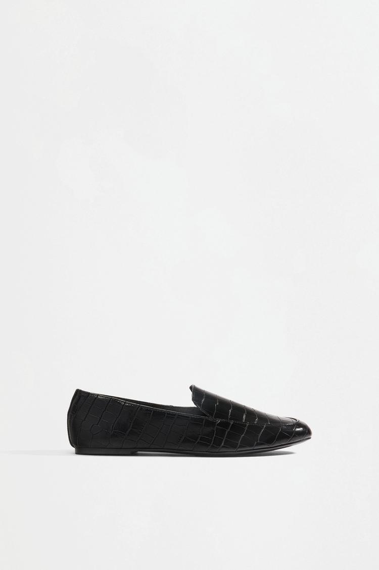 Crocodile-effect loafer — BLACK