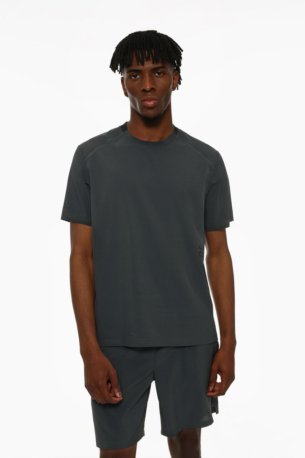 Textured sports T-shirt