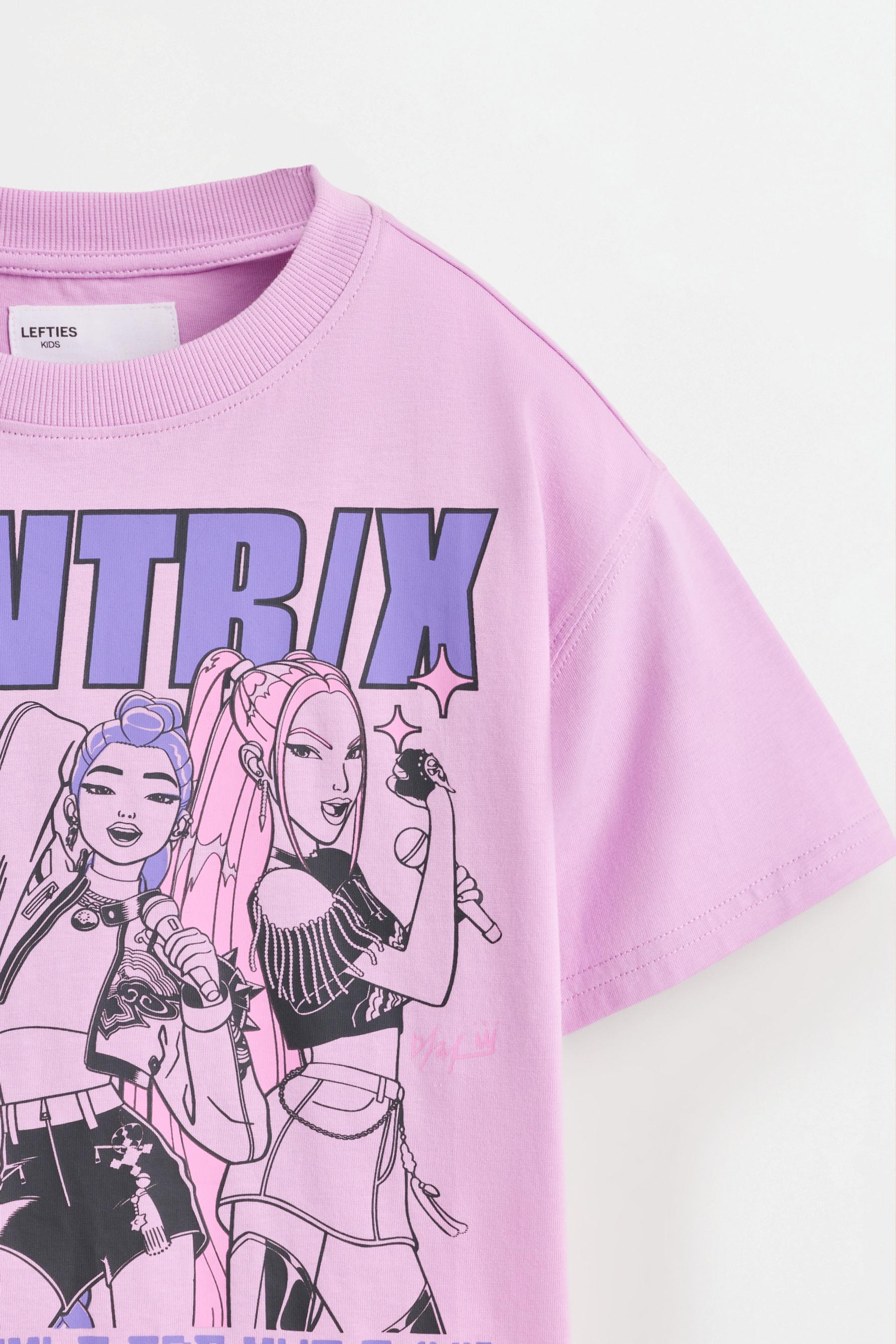 Huntrix K-Pop Demon Hunters ™/© Netflix T-shirt — PALE LILAC