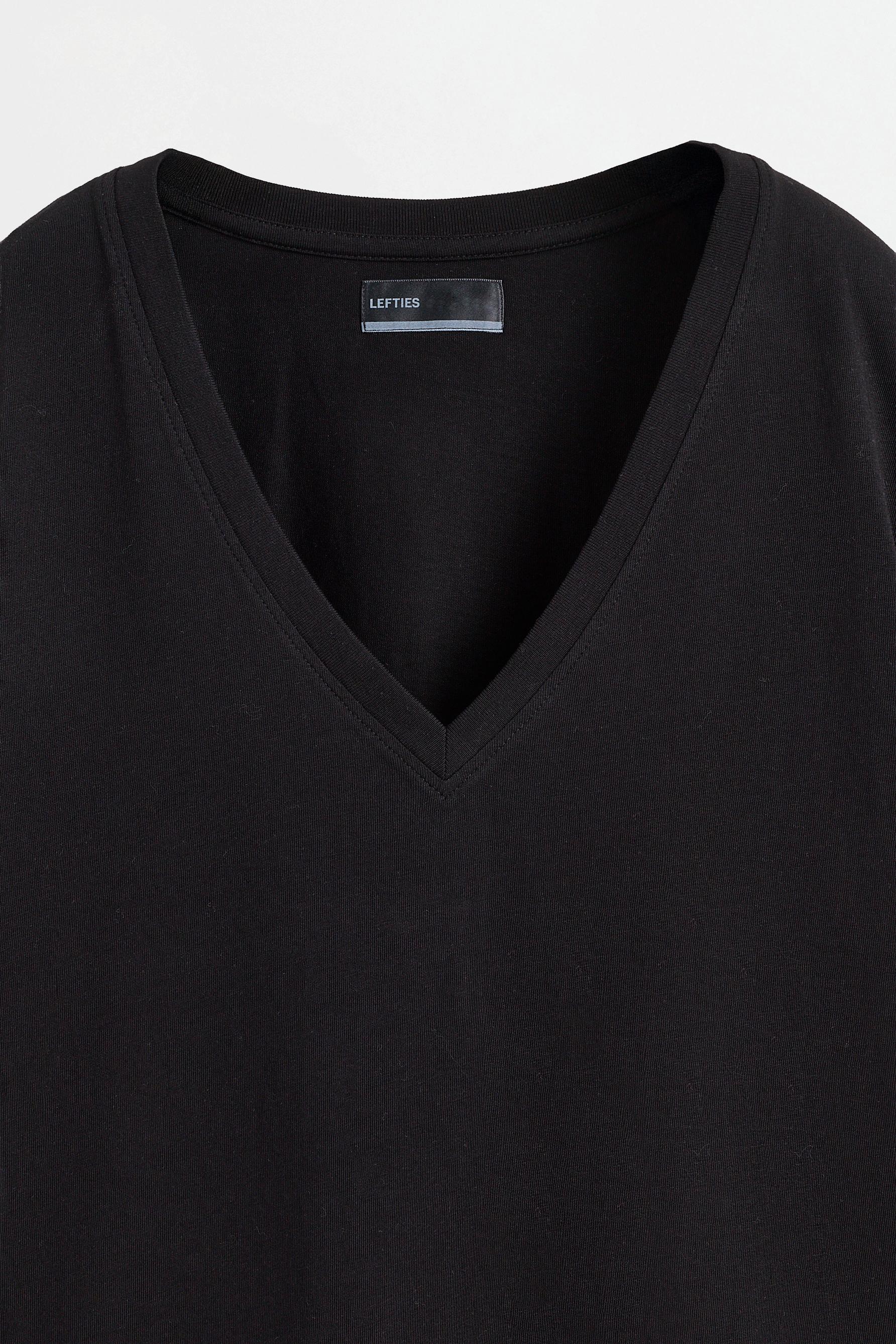 Basic V-neck T-shirt — BLACK