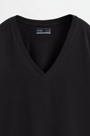Basic V-neck T-shirt — BLACK 8