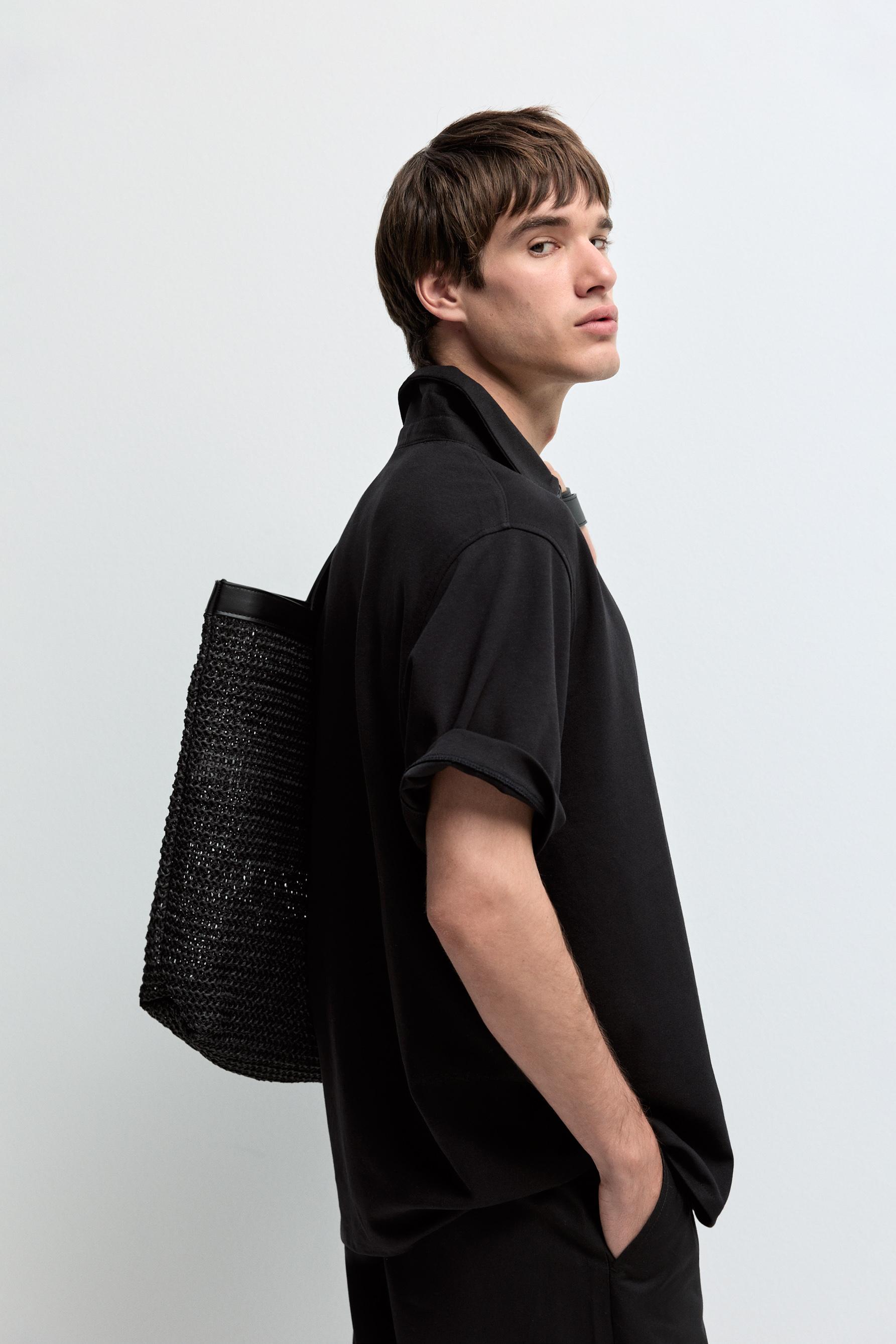 Interlock shirt — BLACK