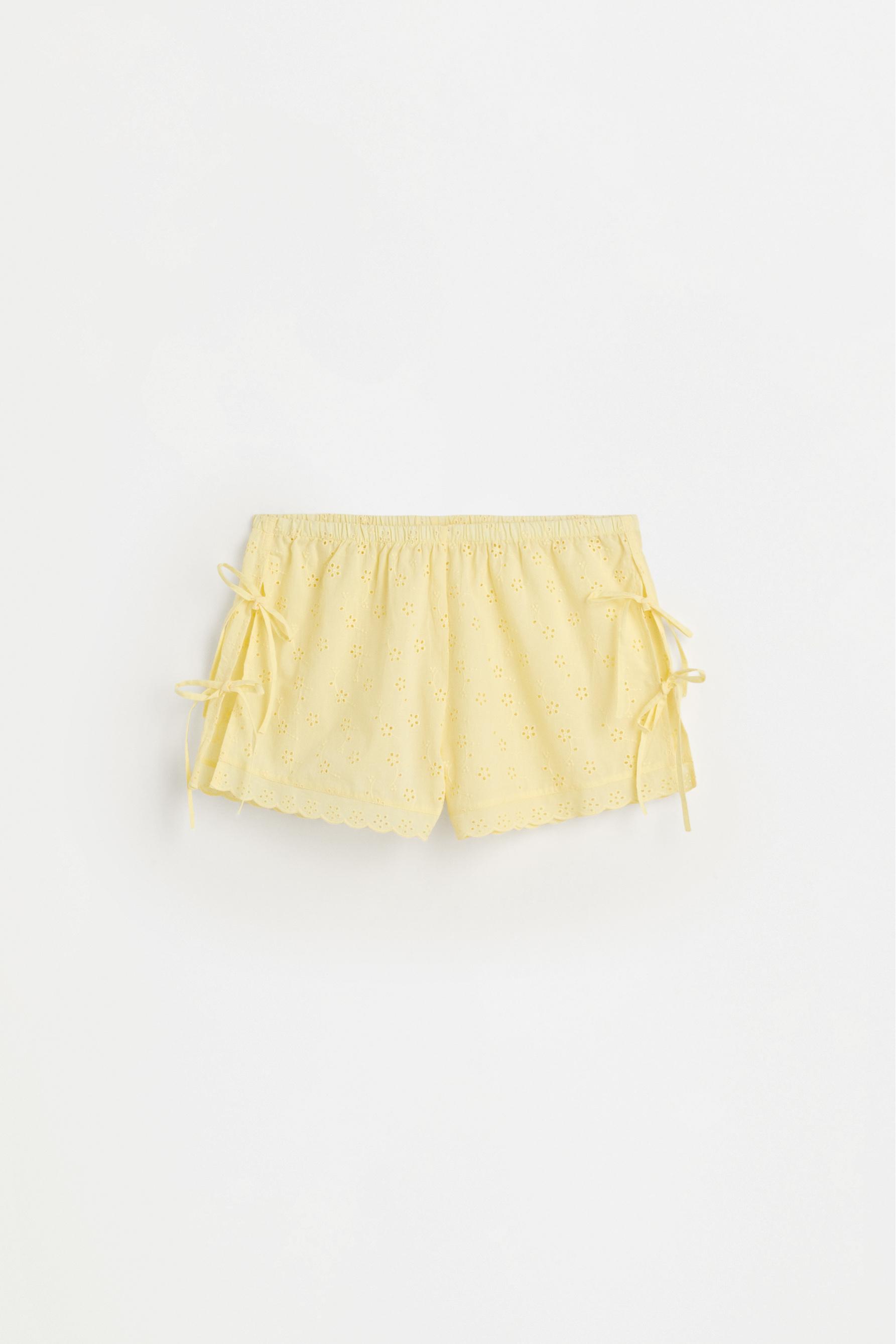 Swiss embroidery shorts — BUTTER