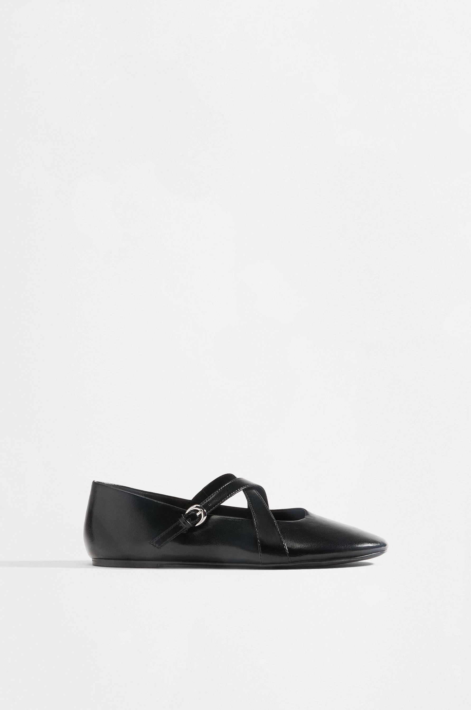 Double-strap ballet flats — BLACK