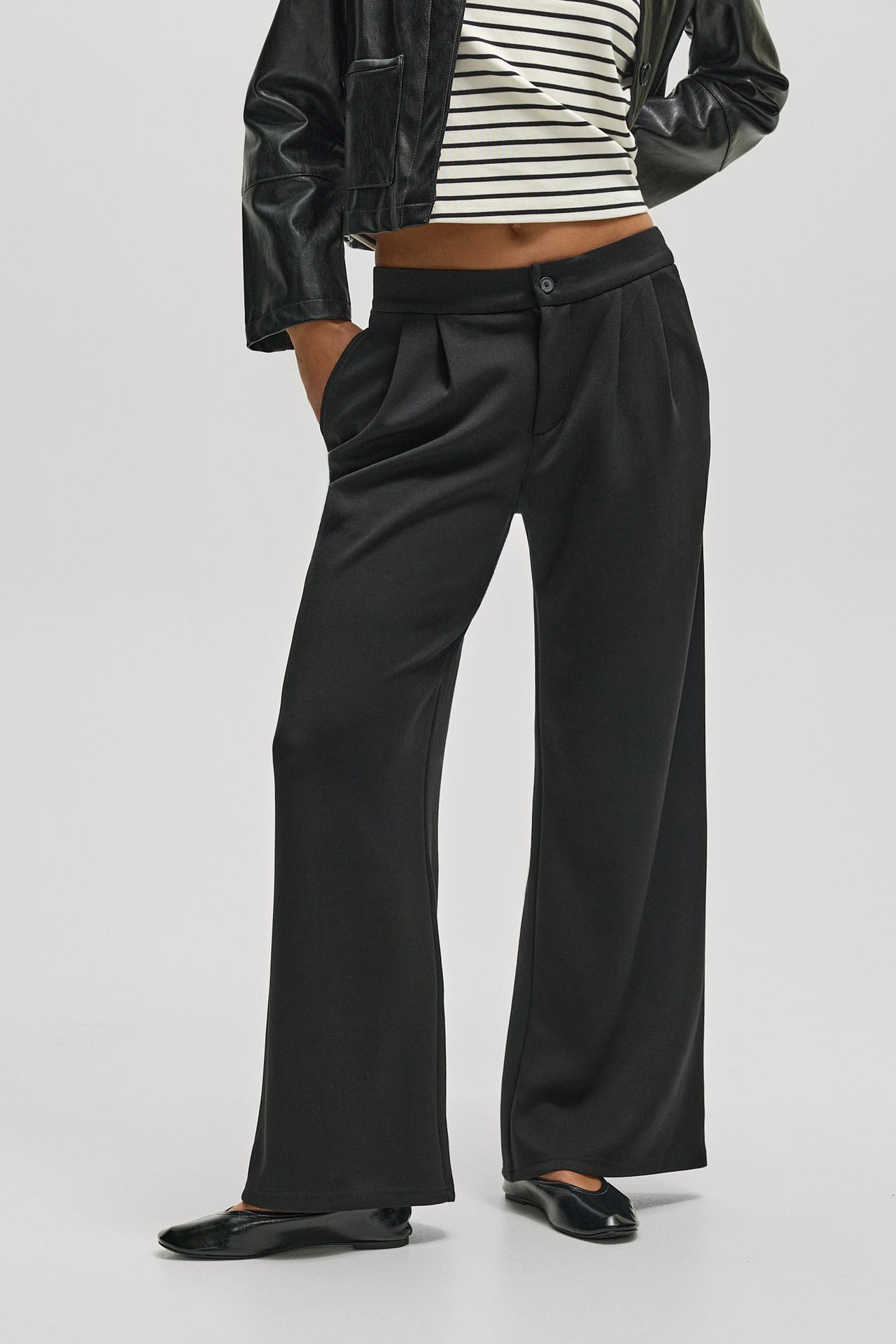 Wide-leg pleated trousers — BLACK