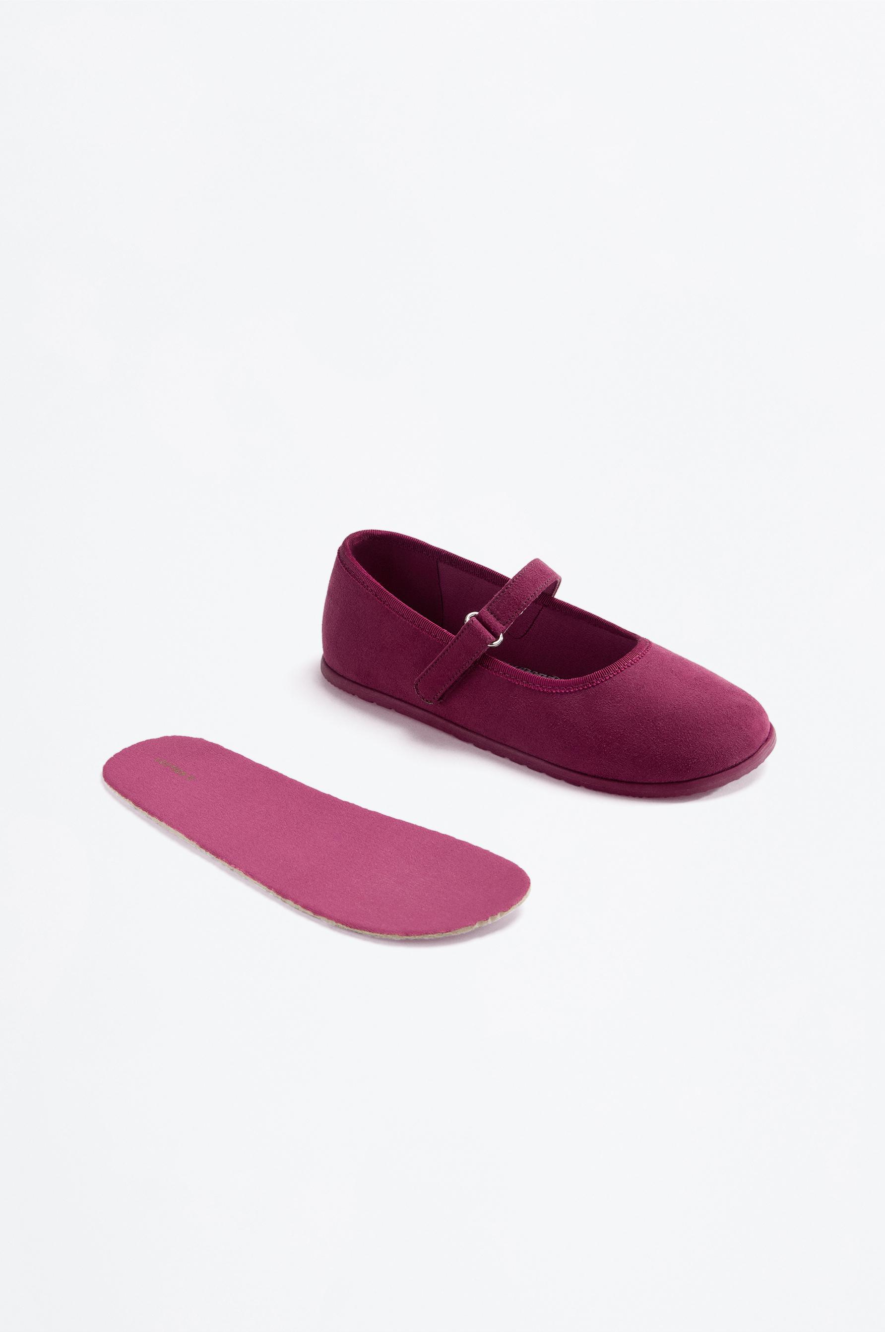 BAREFOOT MARY JANE BALLET FLAT — BURGUNDY