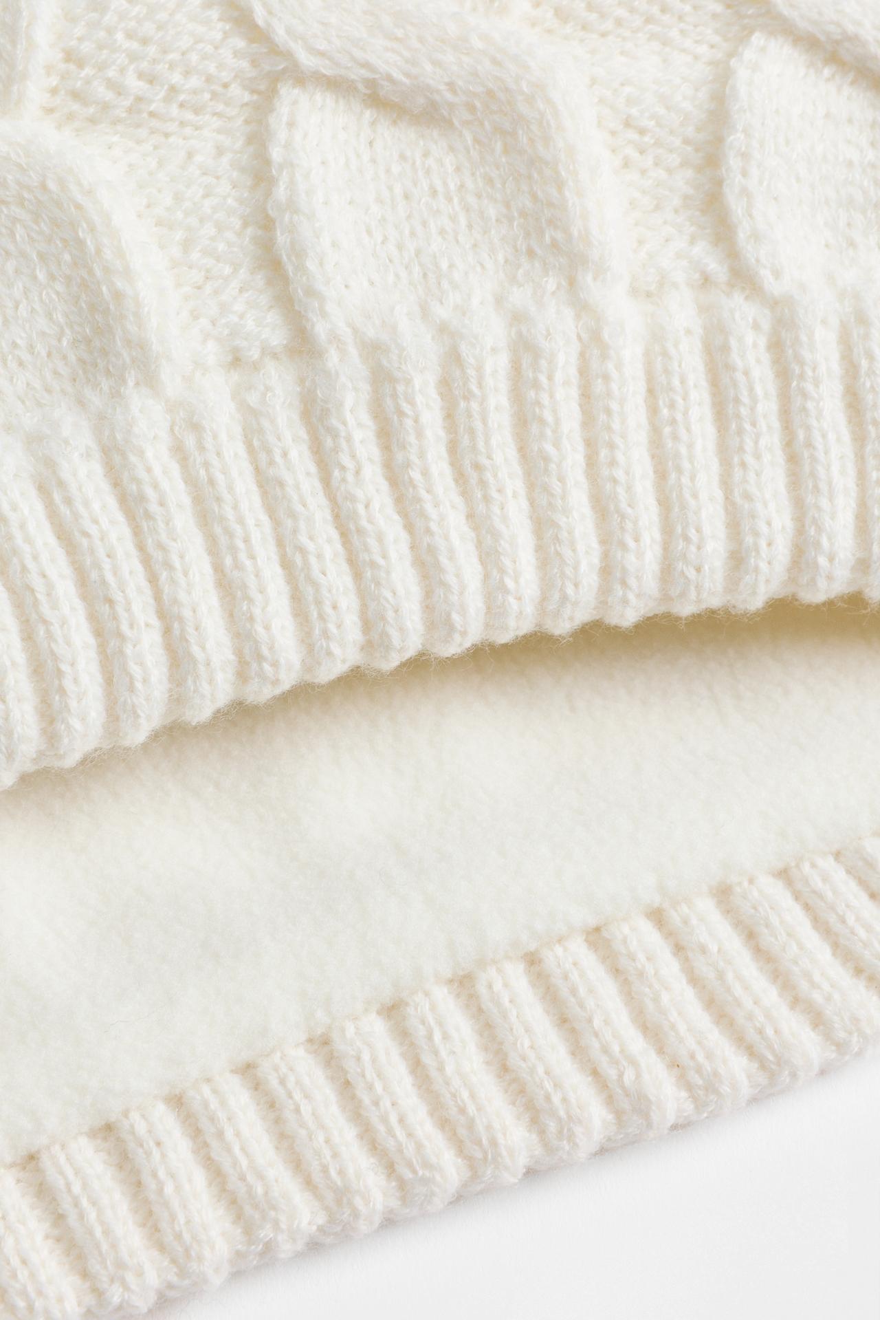 Cable-knit snood scarf — ECRU