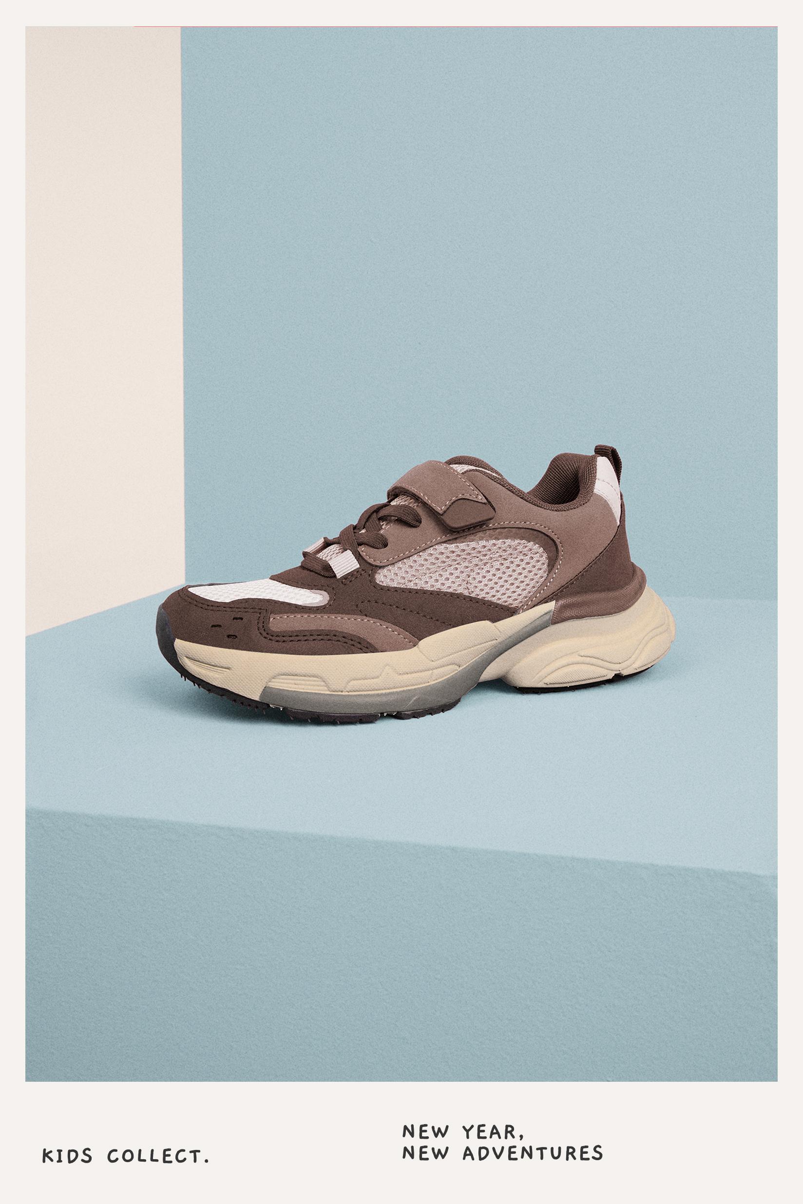 Multi-piece trainers — BROWN