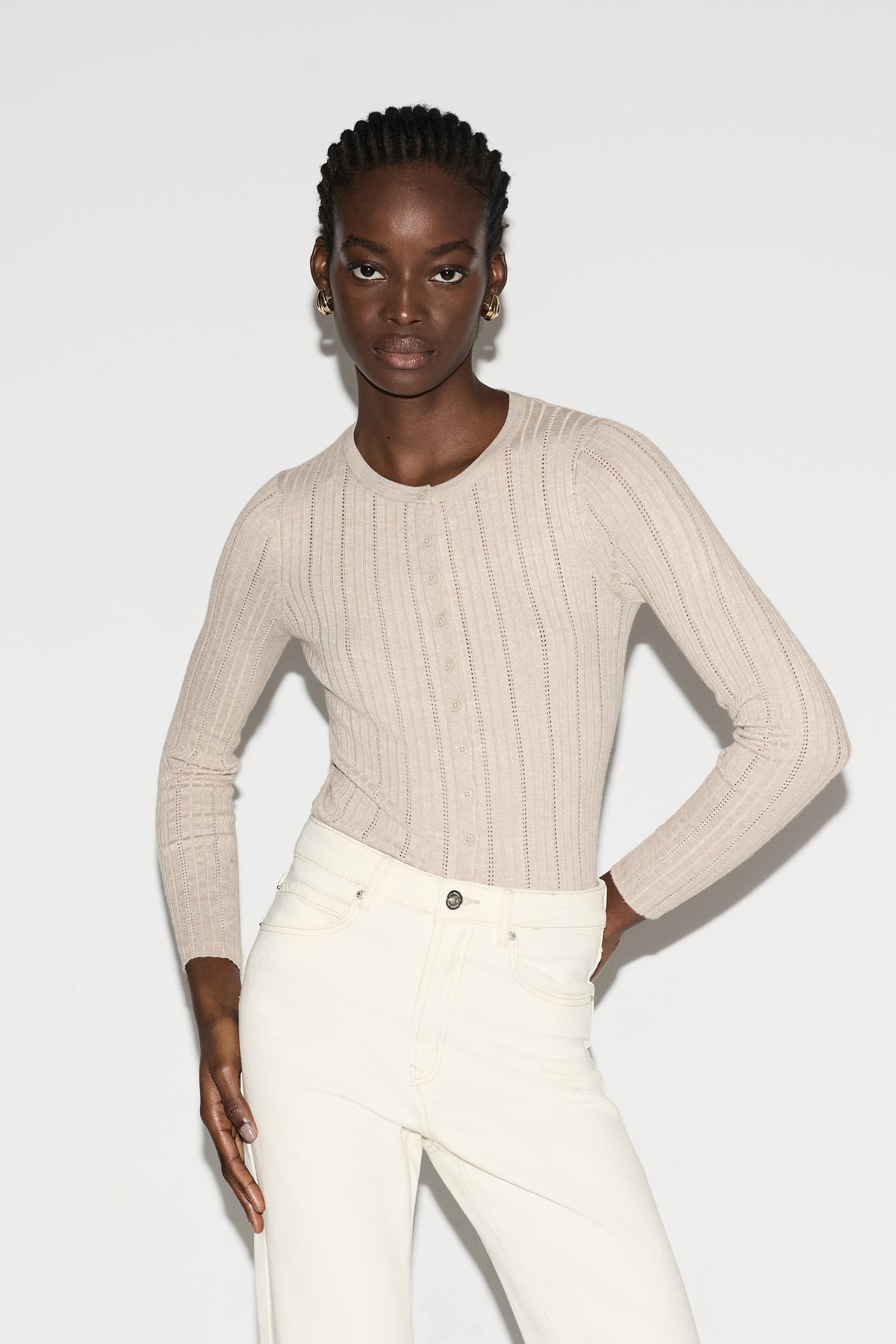 Chaqueta canalé calado