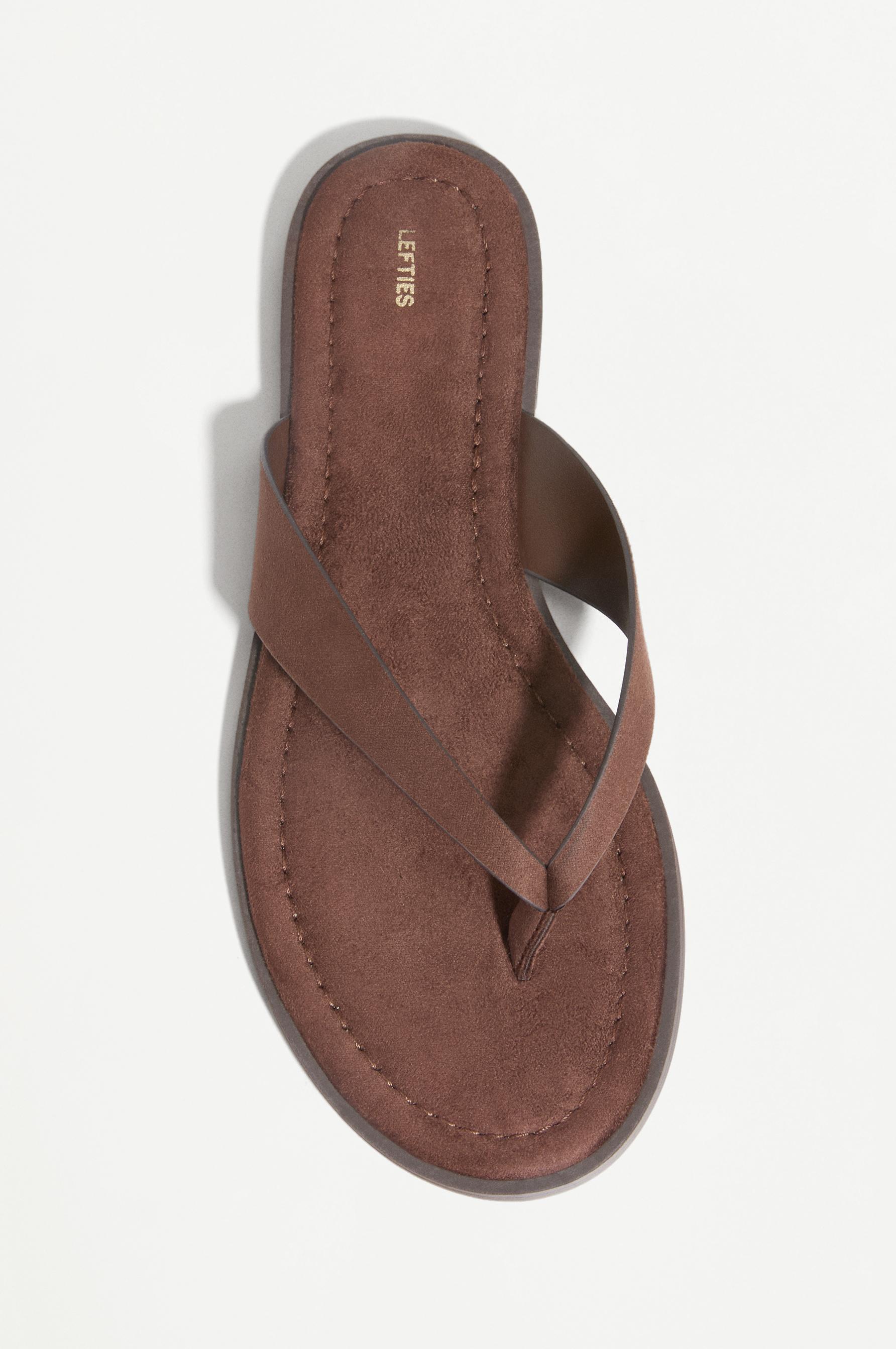 Flat toe-post sandals — BROWN