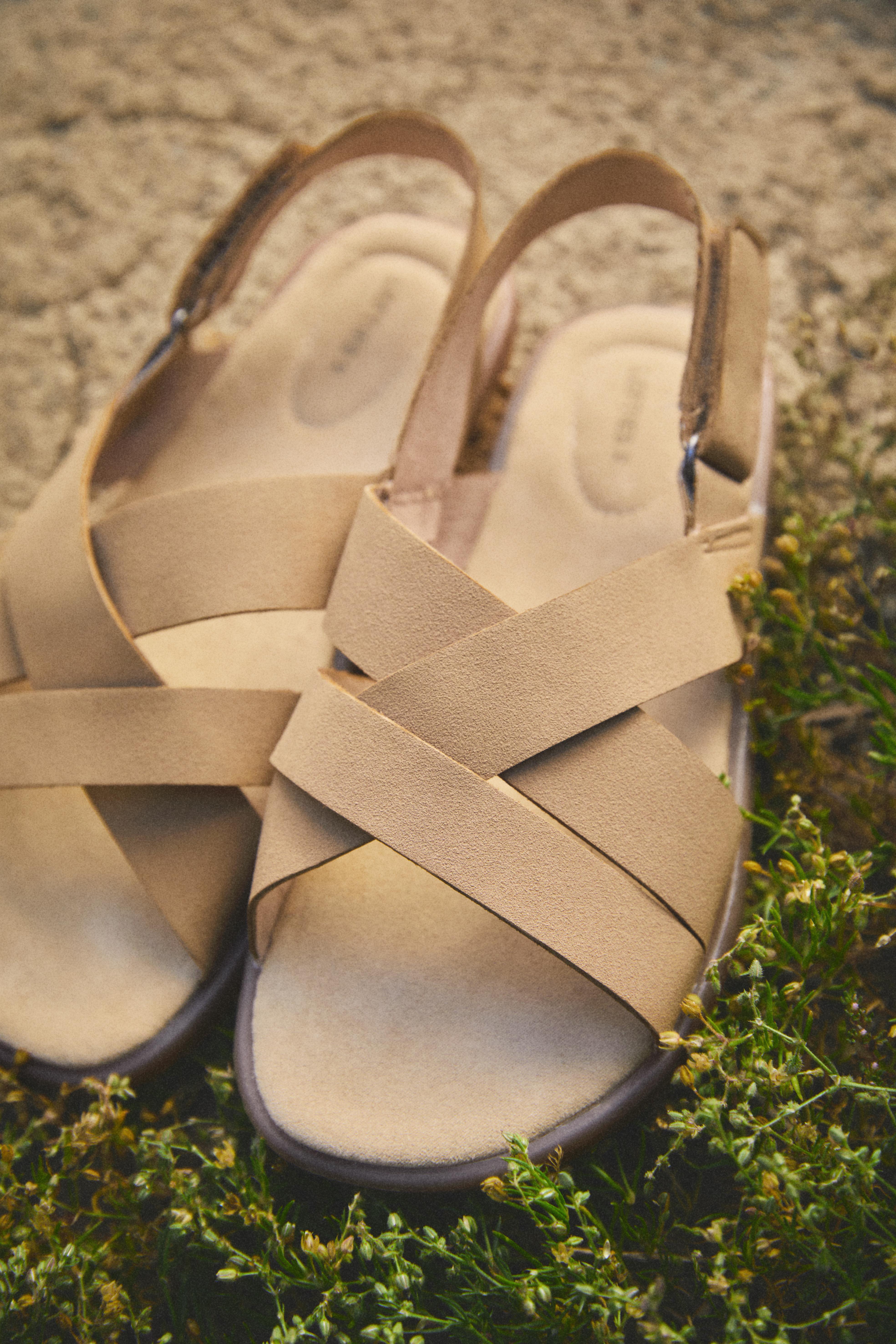 Barefoot sandal — BEIGE