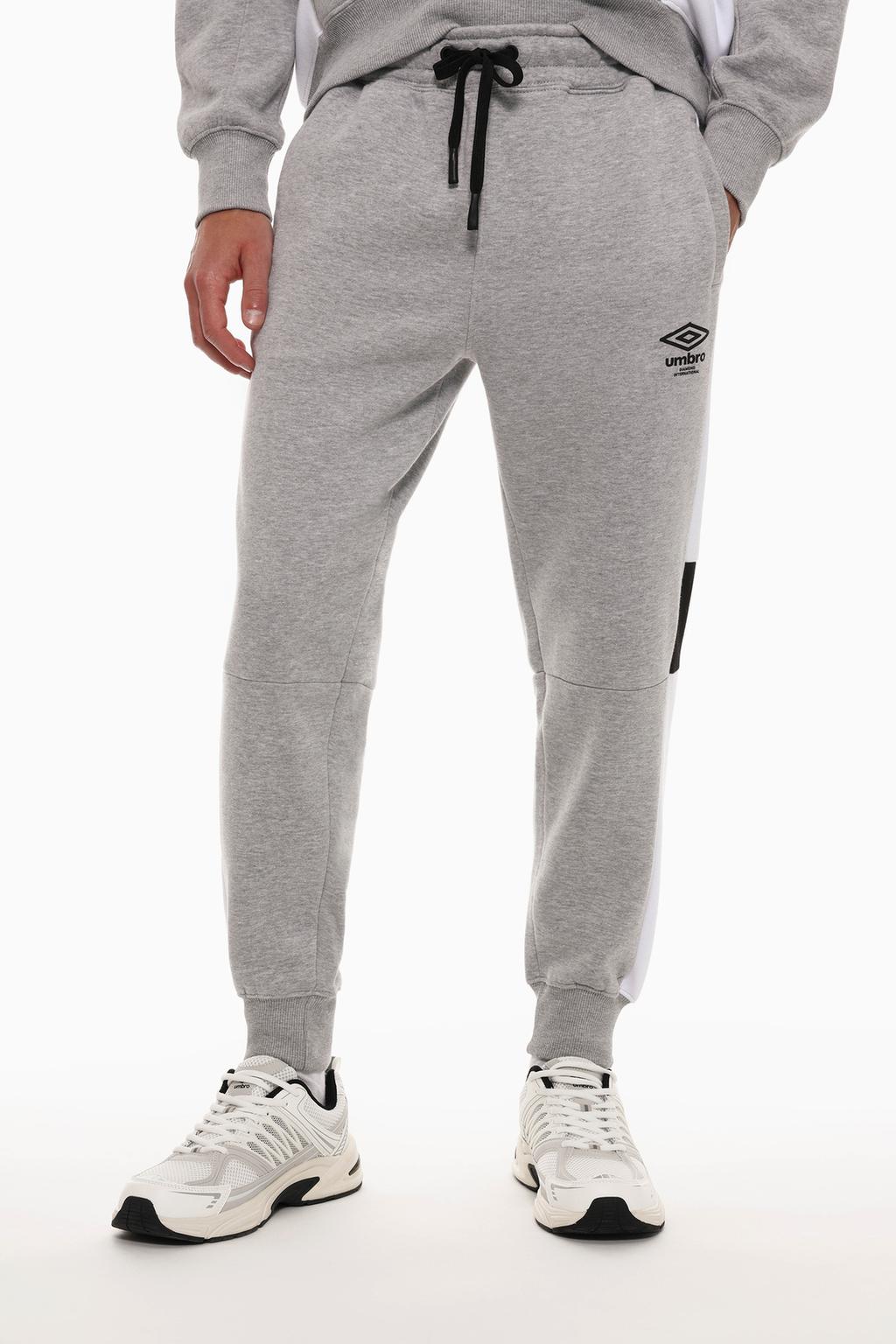 Pantalón jogger Umbro x Lefties