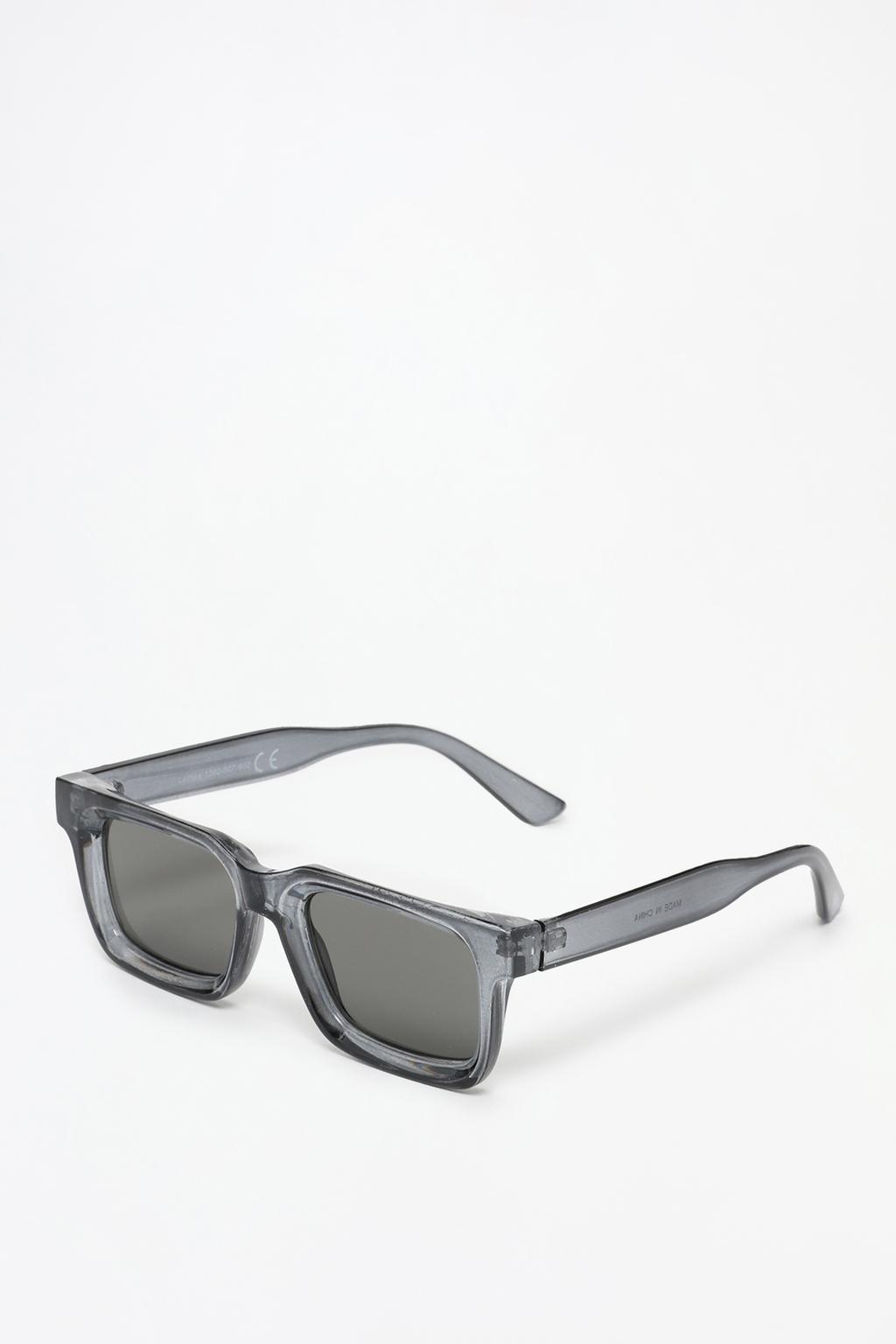 Rectangular sunglasses