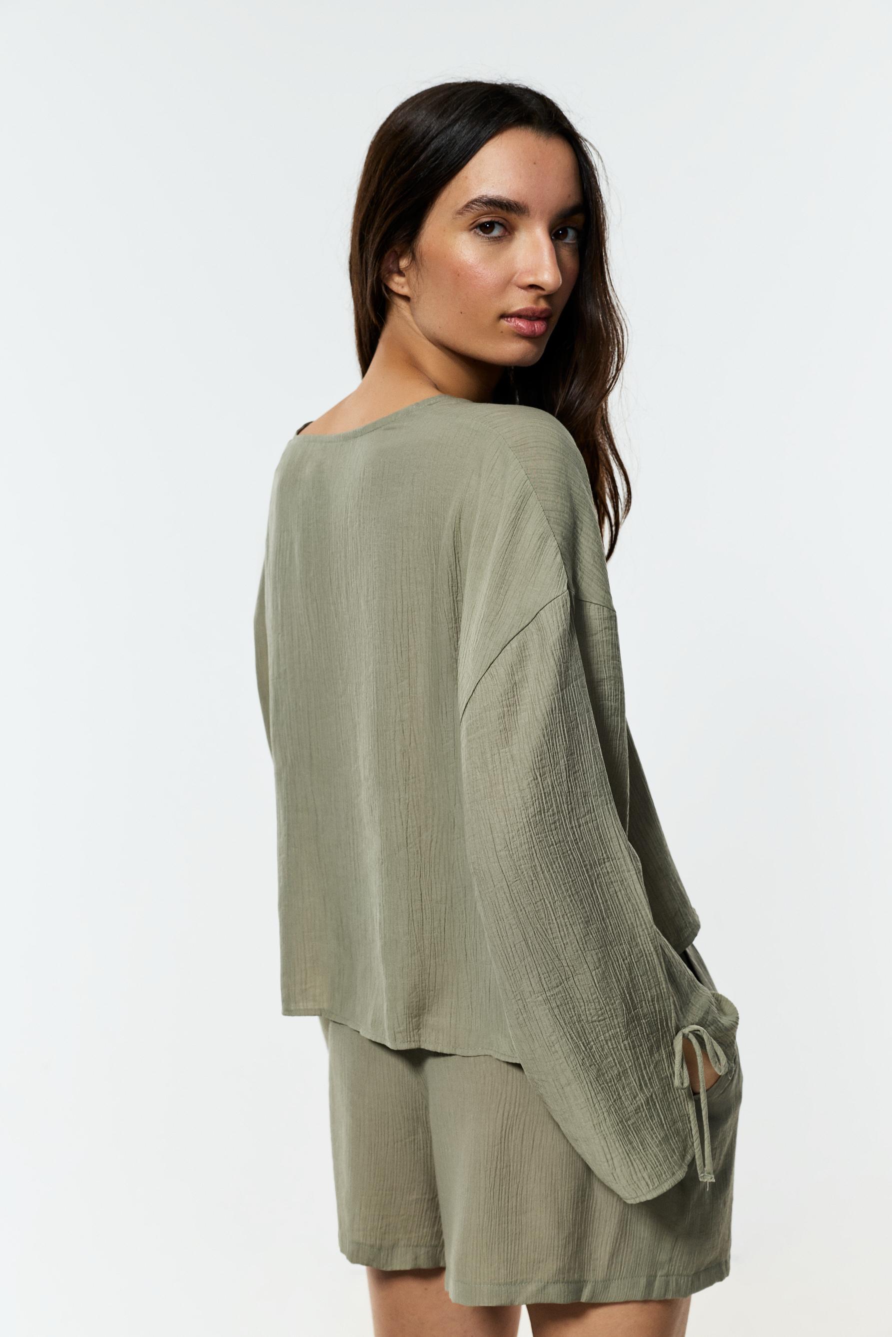 Textured tie-front shirt — PALE KHAKI