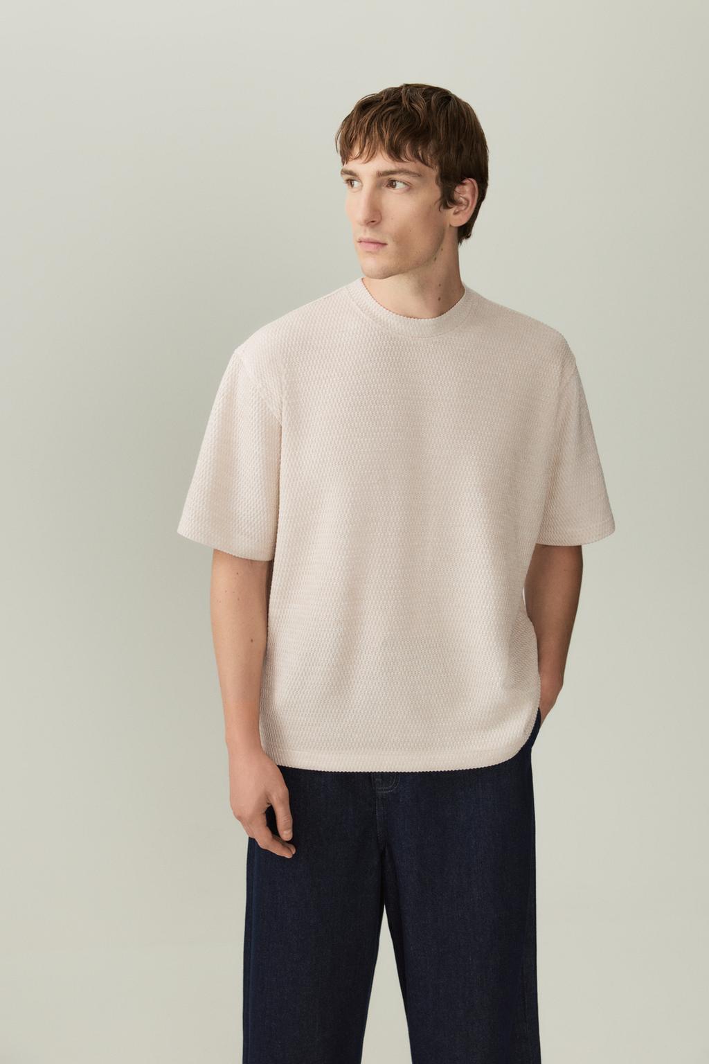 Textured T-shirt