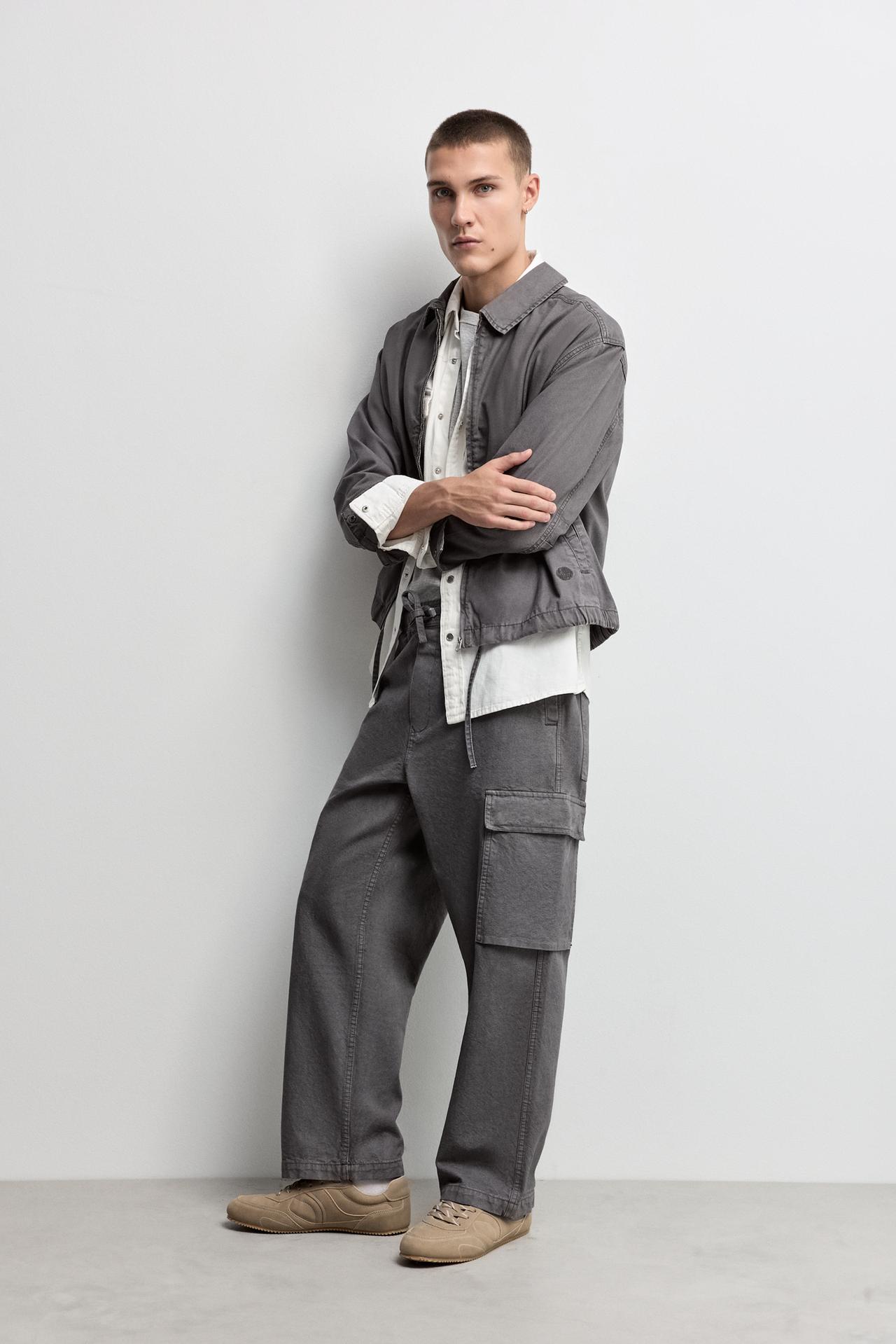 Loose-Fit Cargo Jogger Jeans — DARK GREY