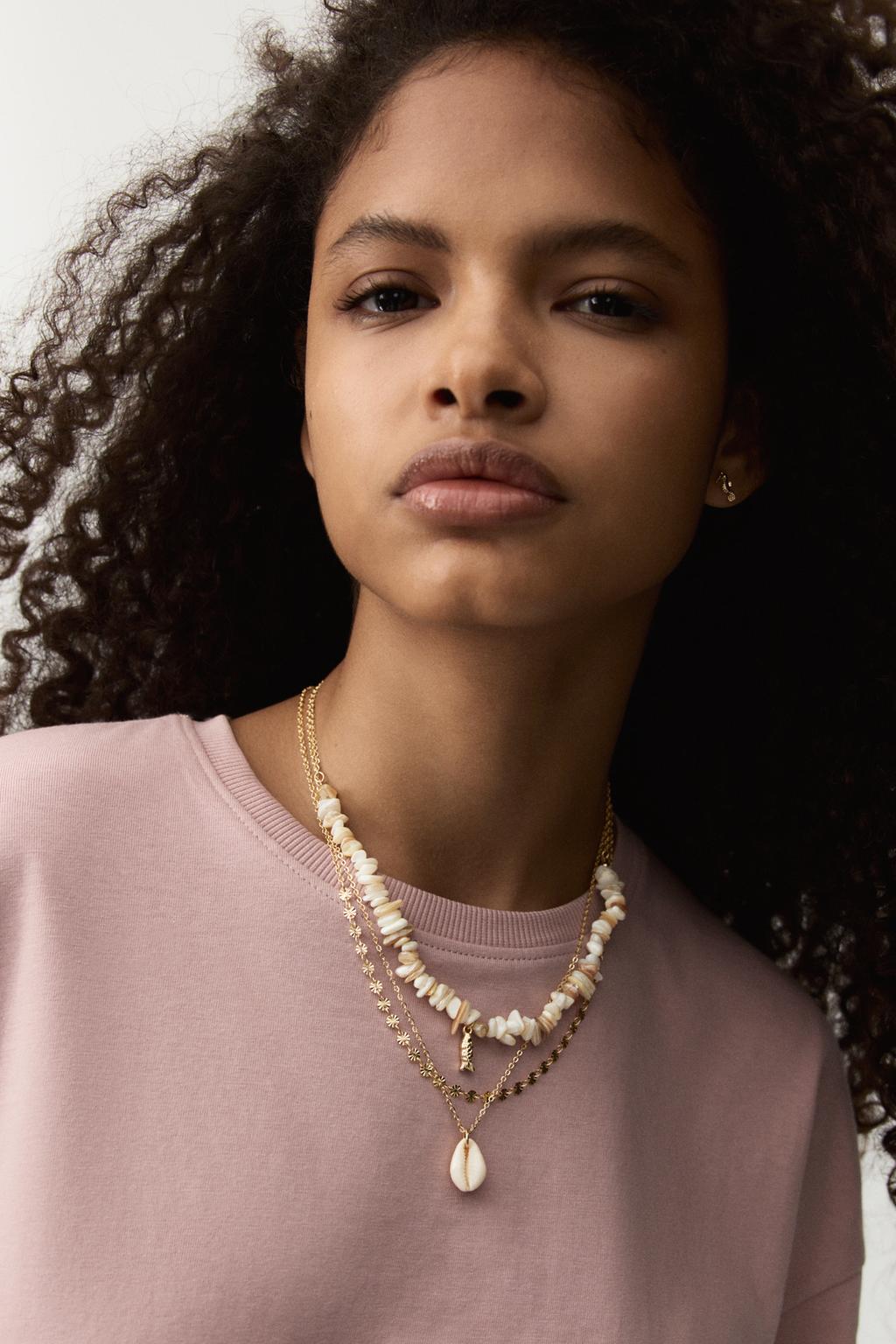 Collar múltiple conchas