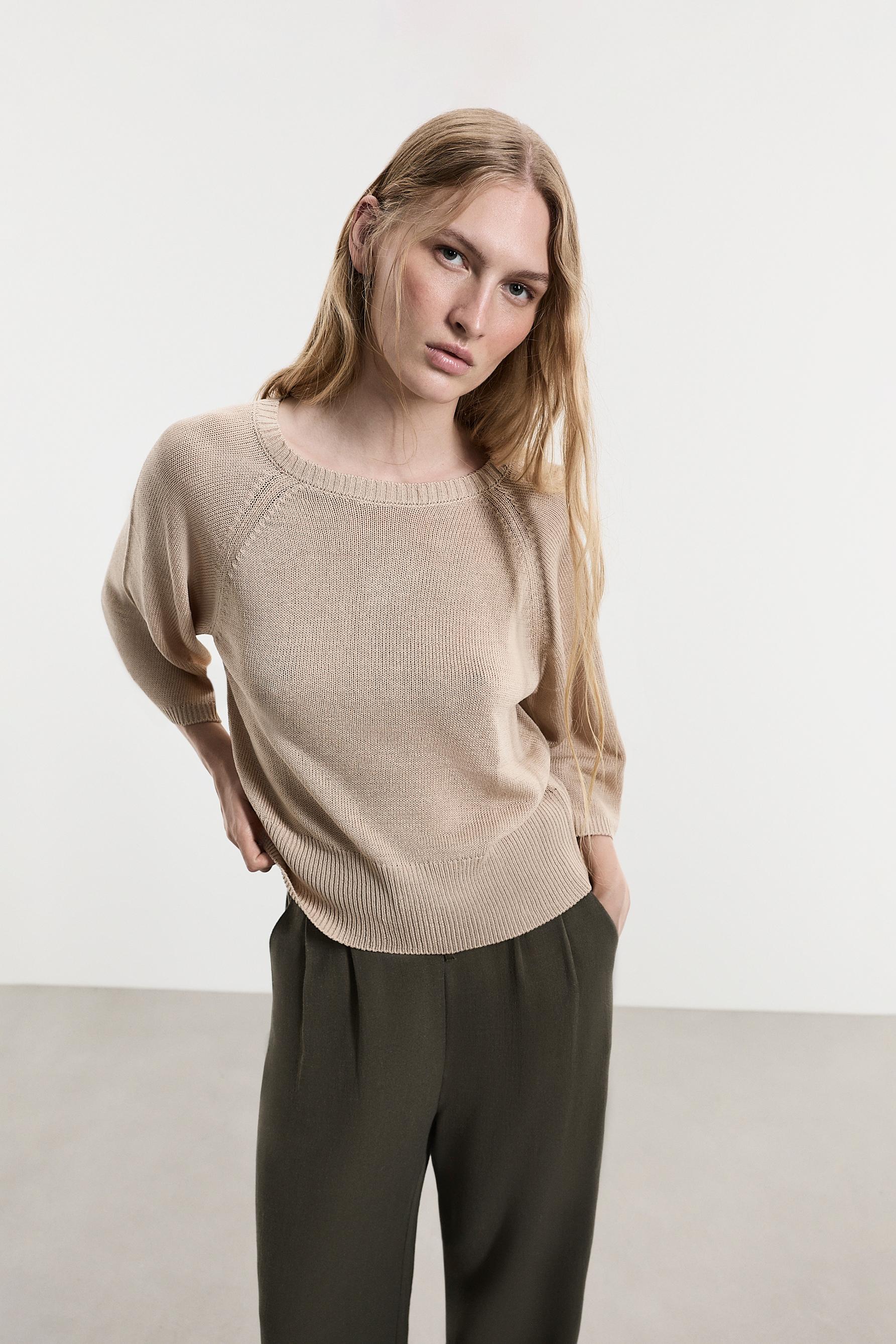 Raglan sleeve sweater — SAND