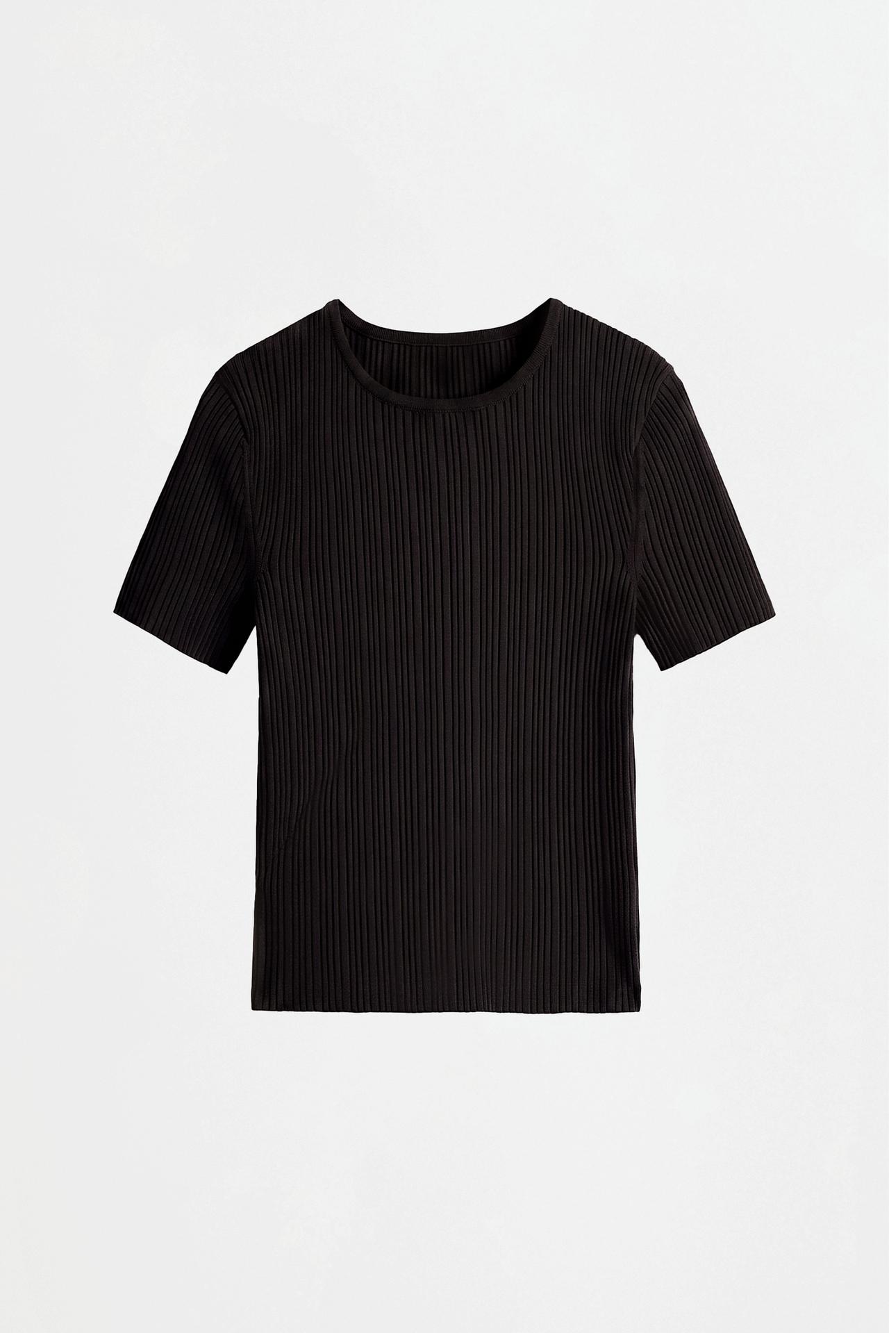 Basic ribbed knit top — BLACK