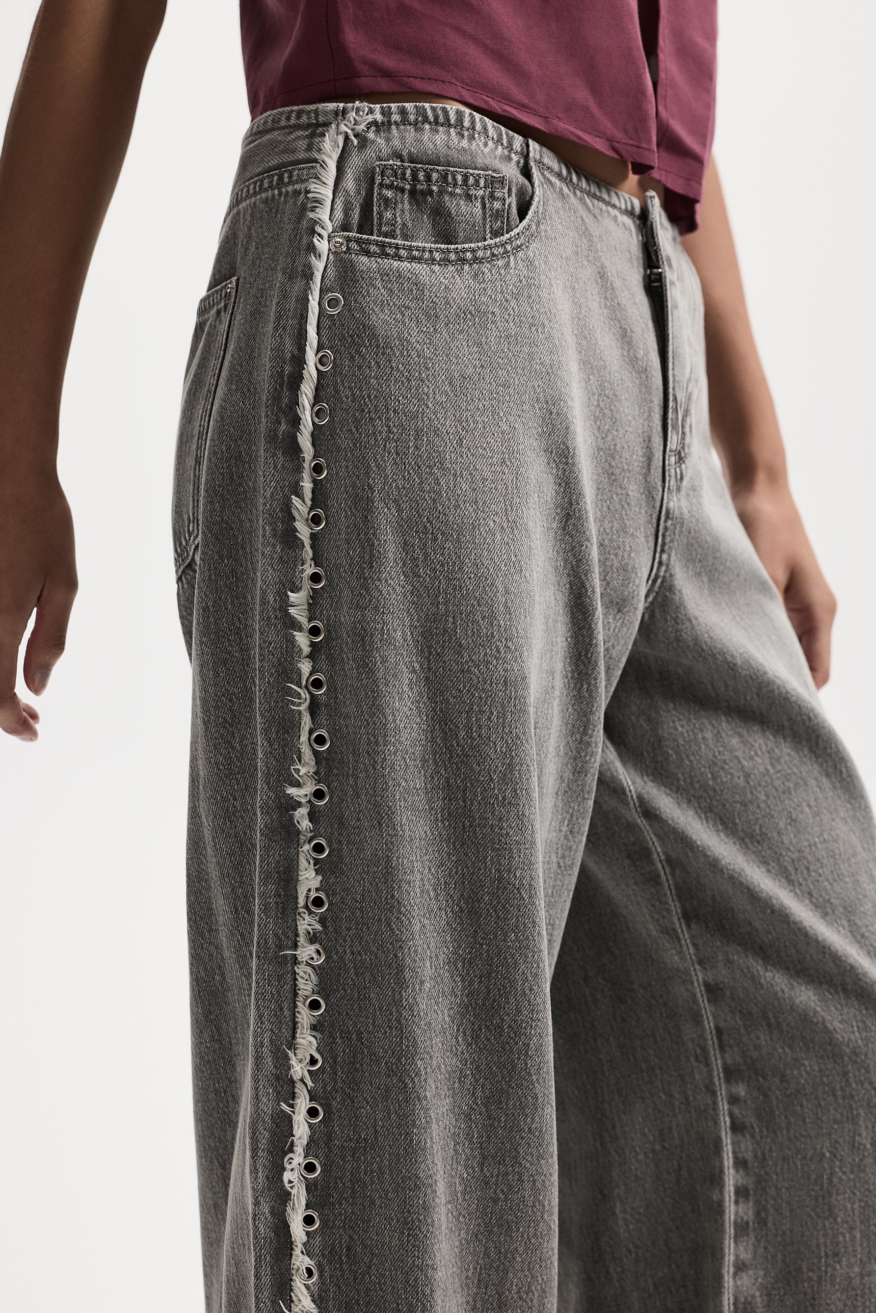 Wide-leg eyelet jeans — MEDIUM GREY