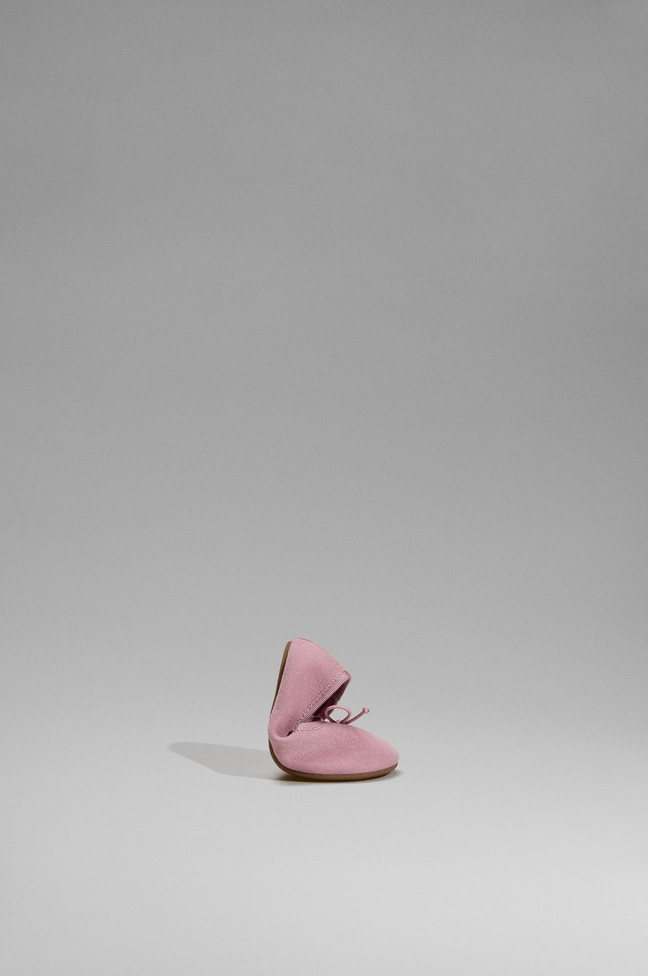 Barefoot Bow Ballerina Flats — PALE PINK