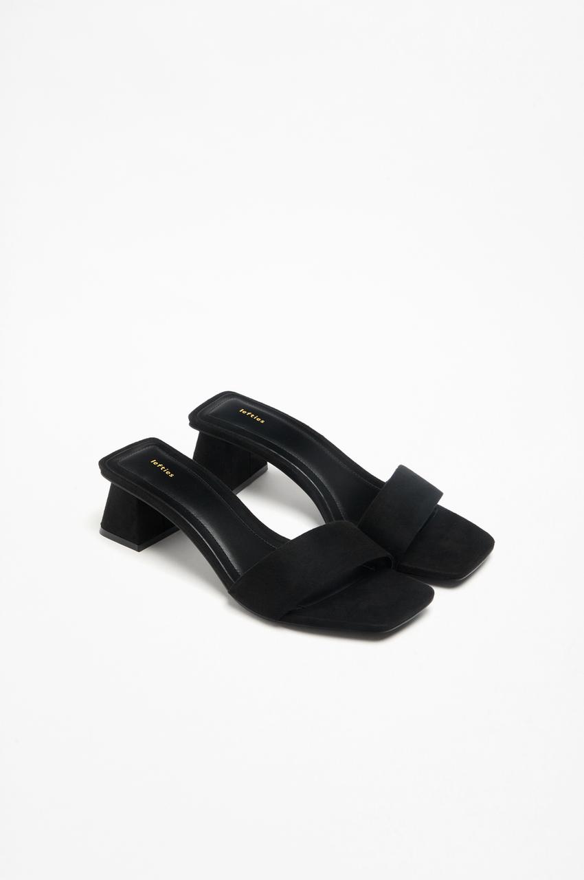 High-heel sandals with vinyl detail Lefties Turkey