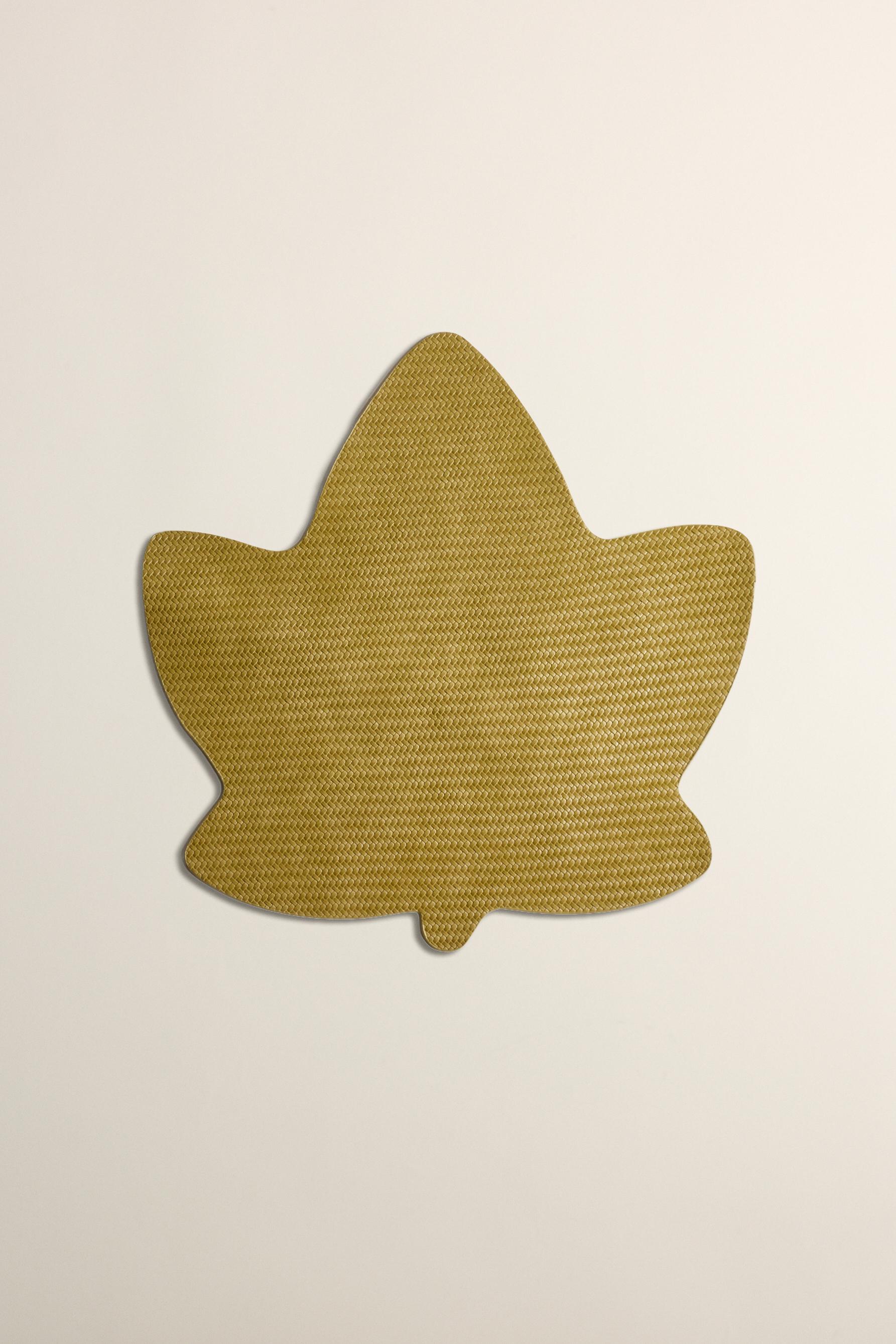 Mantel individual hoja