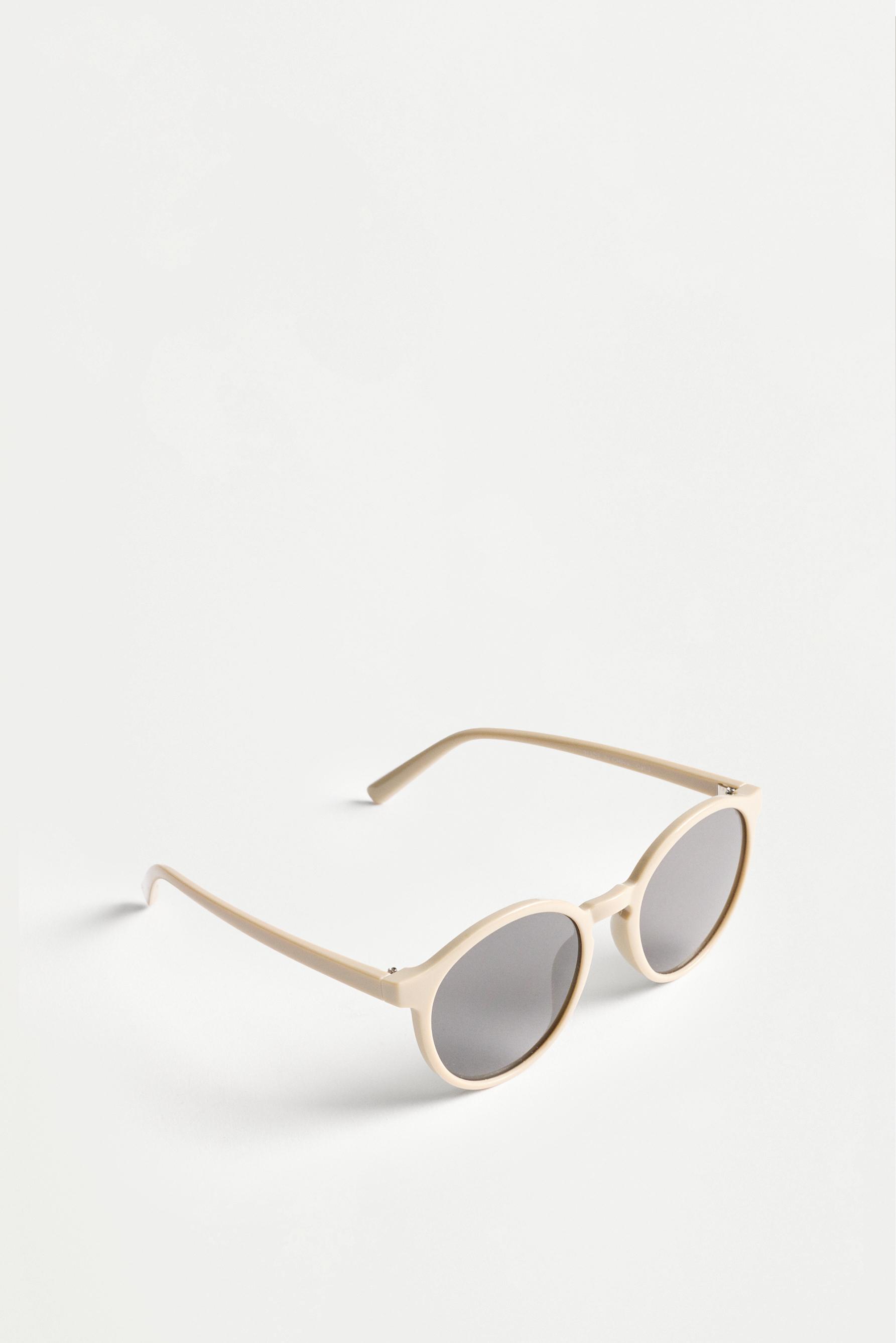 Basic sunglasses — BEIGE