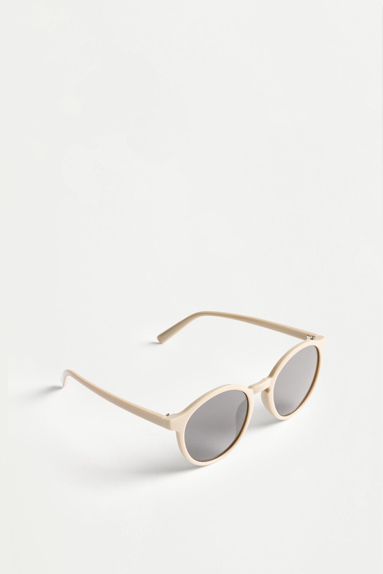 Basic sunglasses — BEIGE