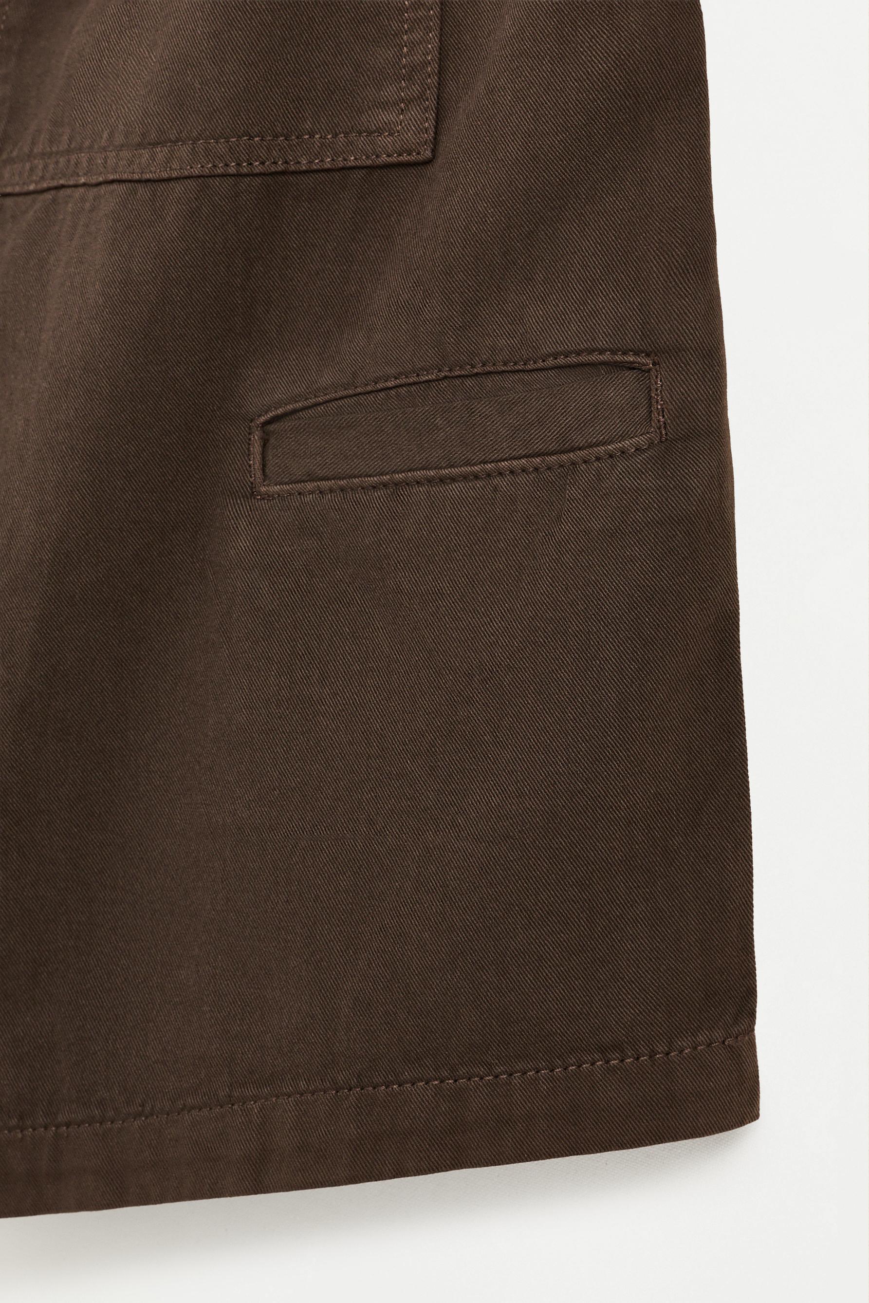 Denim jogger Bermuda shorts — CHOCOLATE