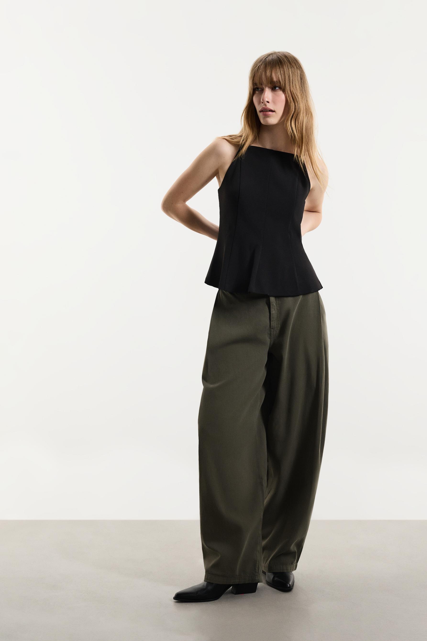 Peplum halter top — BLACK