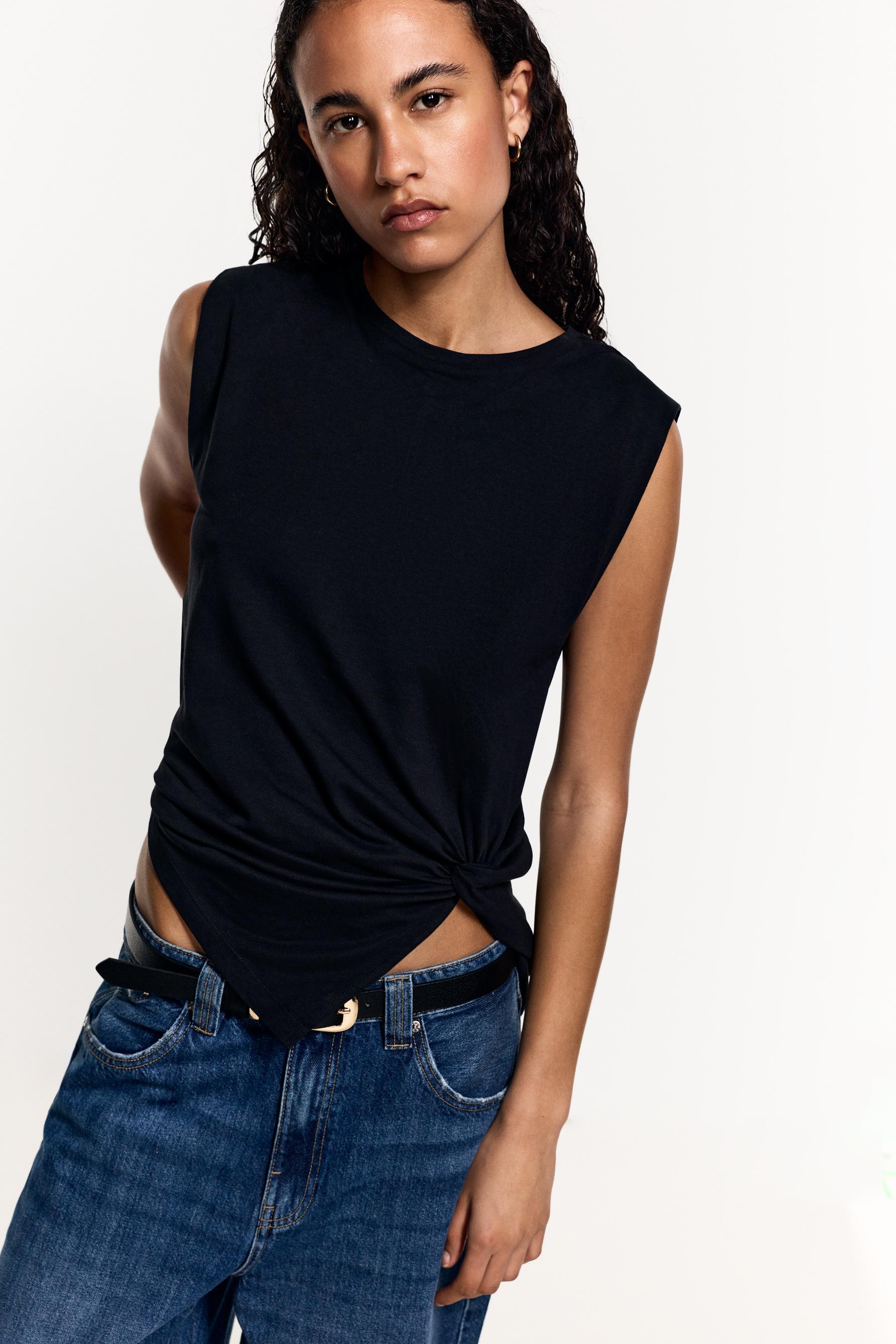 Knotted T-shirt — BLACK