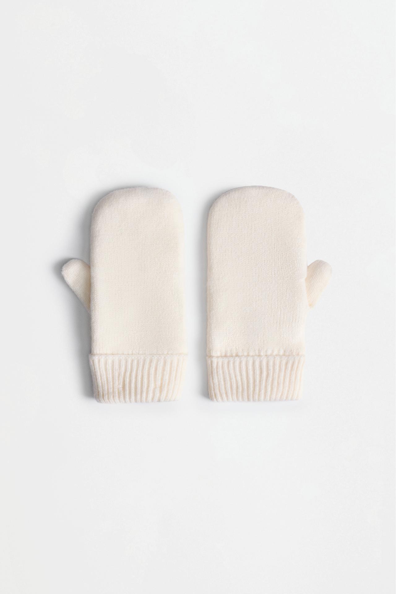 Braided knit mittens — ECRU