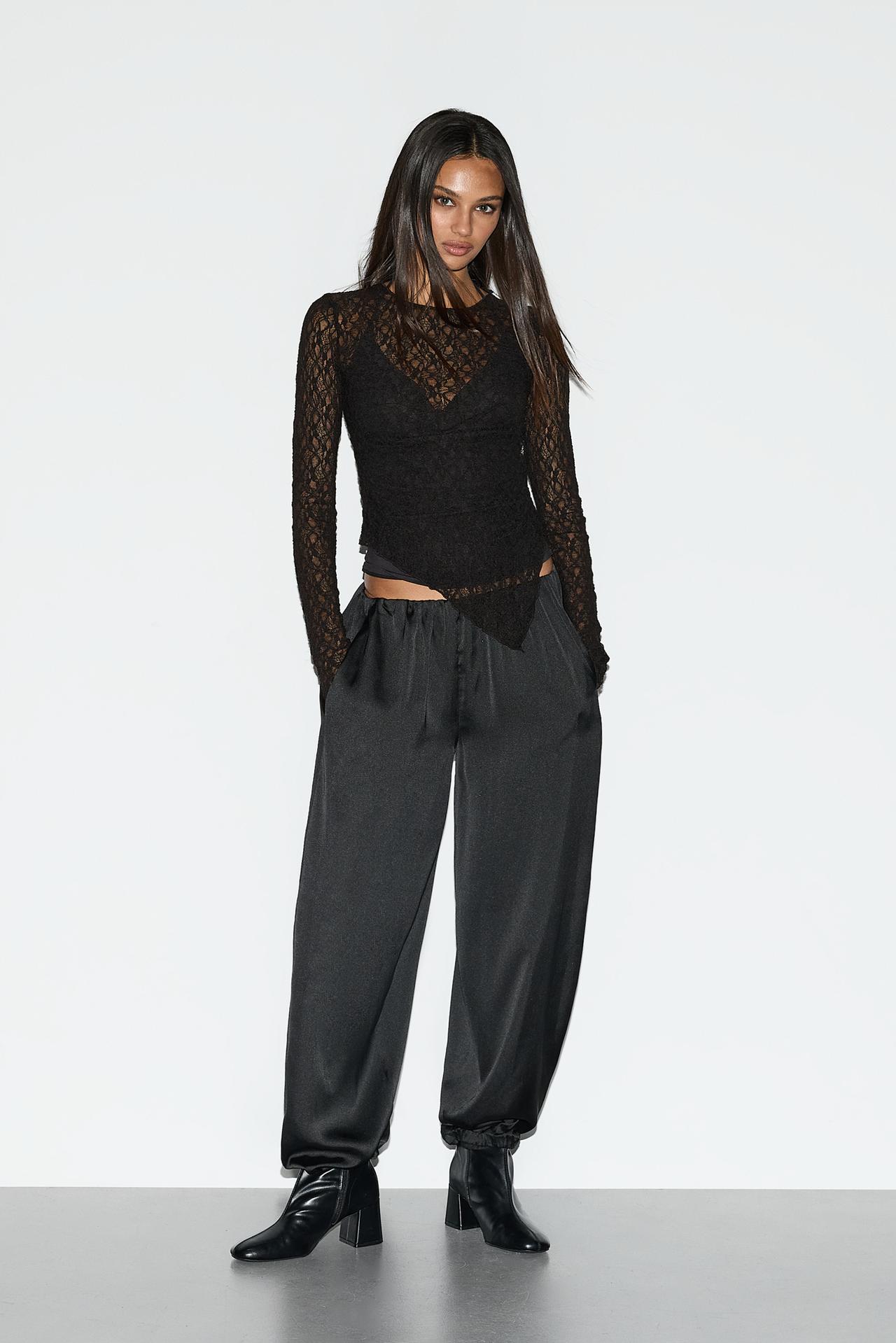 Lace T-shirt with asymmetric hem — BLACK