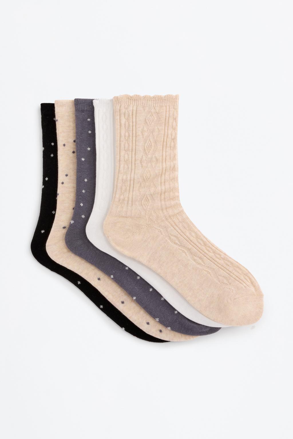 5-pack of contrast long socks.