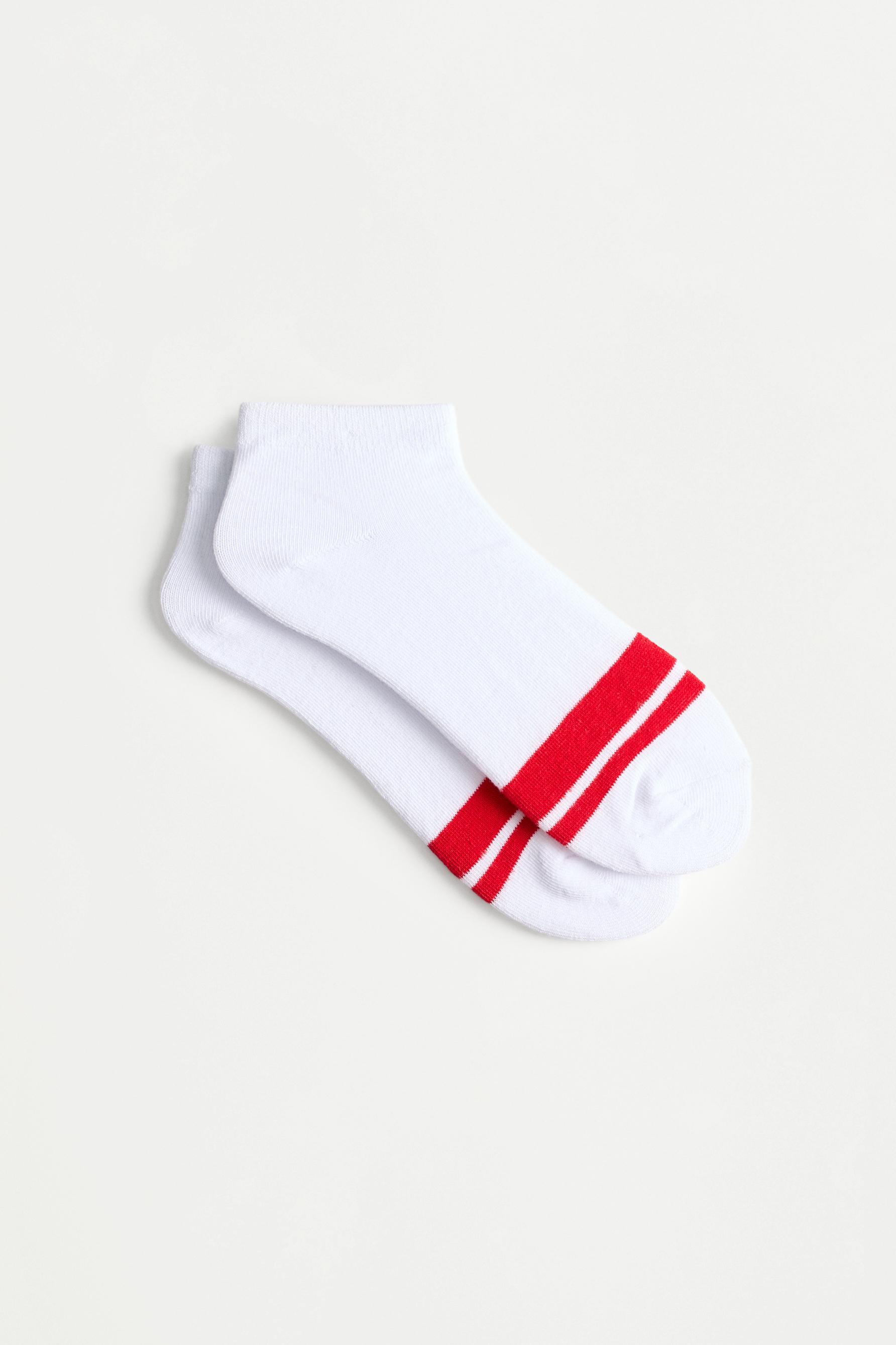 4-pack of striped sporty ankle socks — BLACK