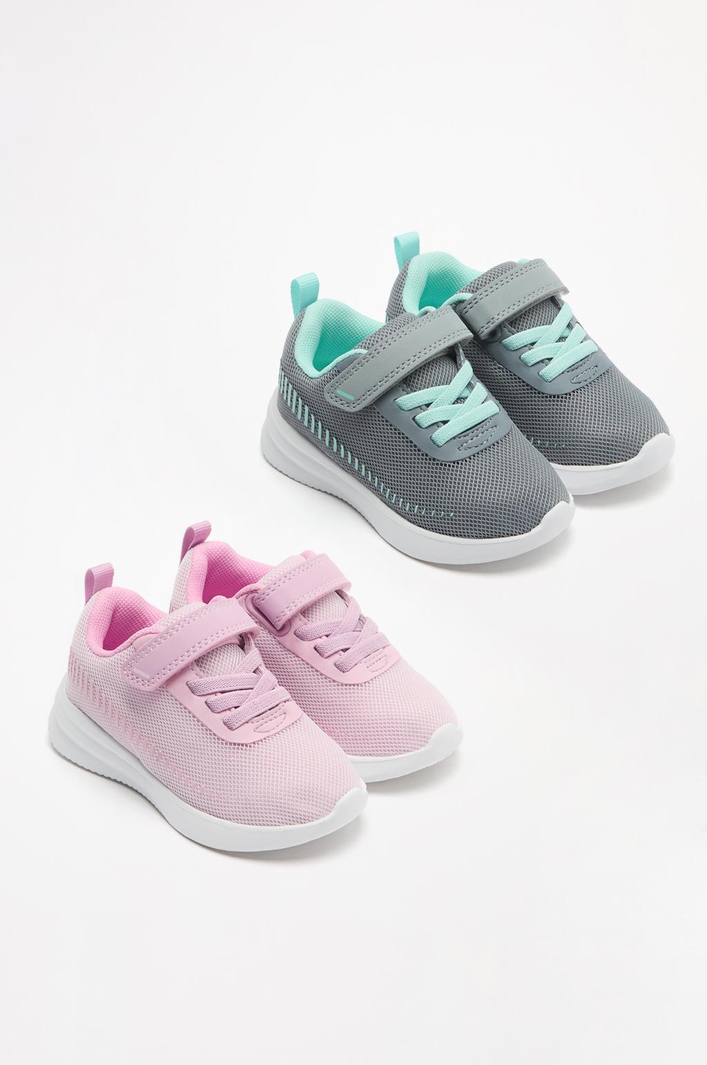 2-pack of minimalist sneakers