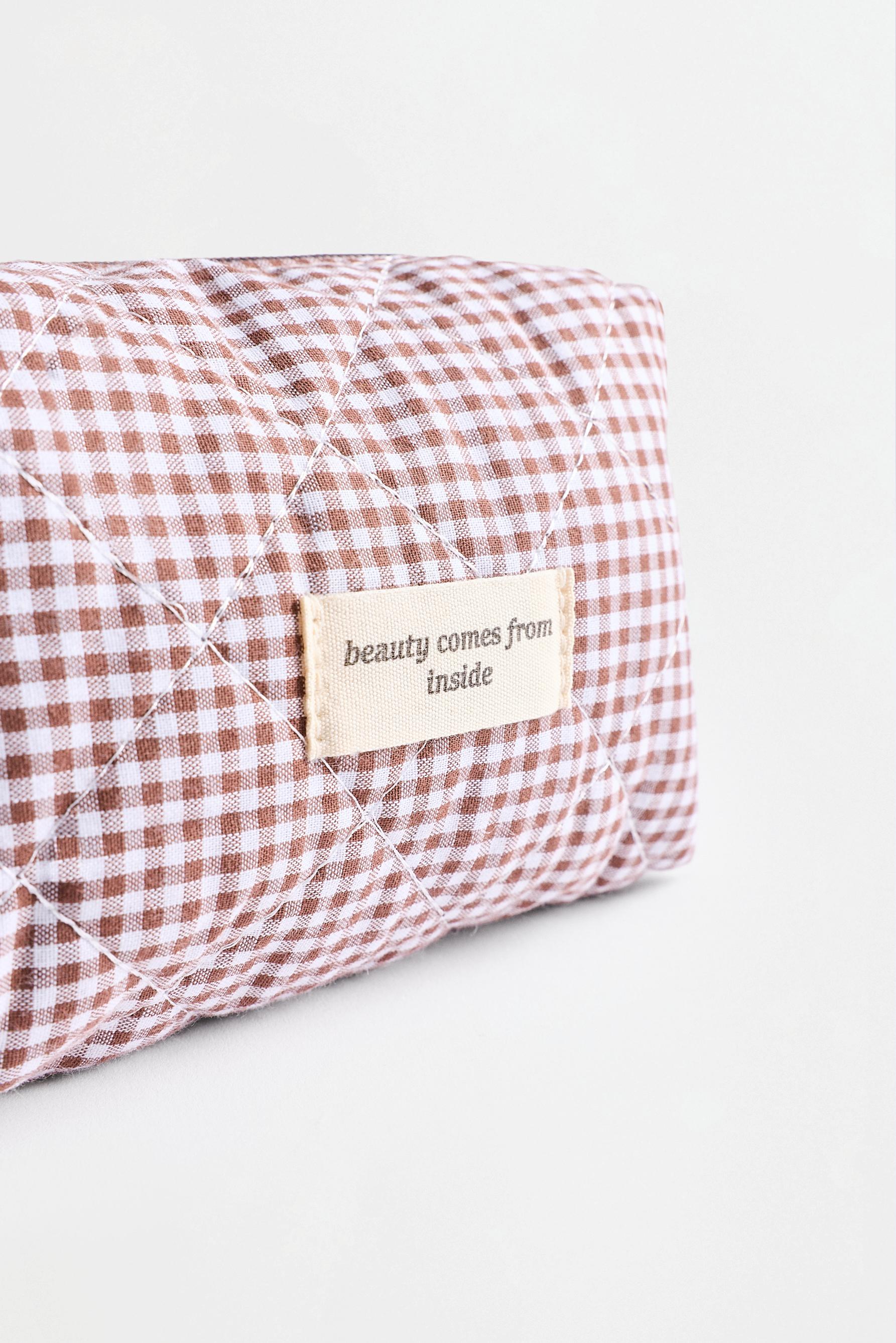 Small gingham print toiletry bag — BROWN