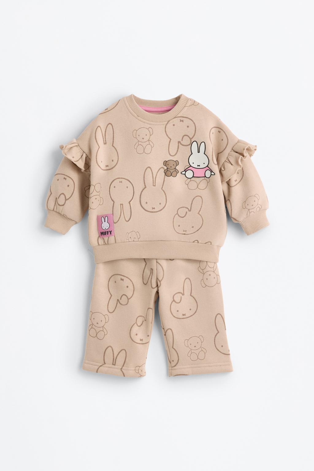 Miffy © ruffle sweatshirt and wide-leg jogger set