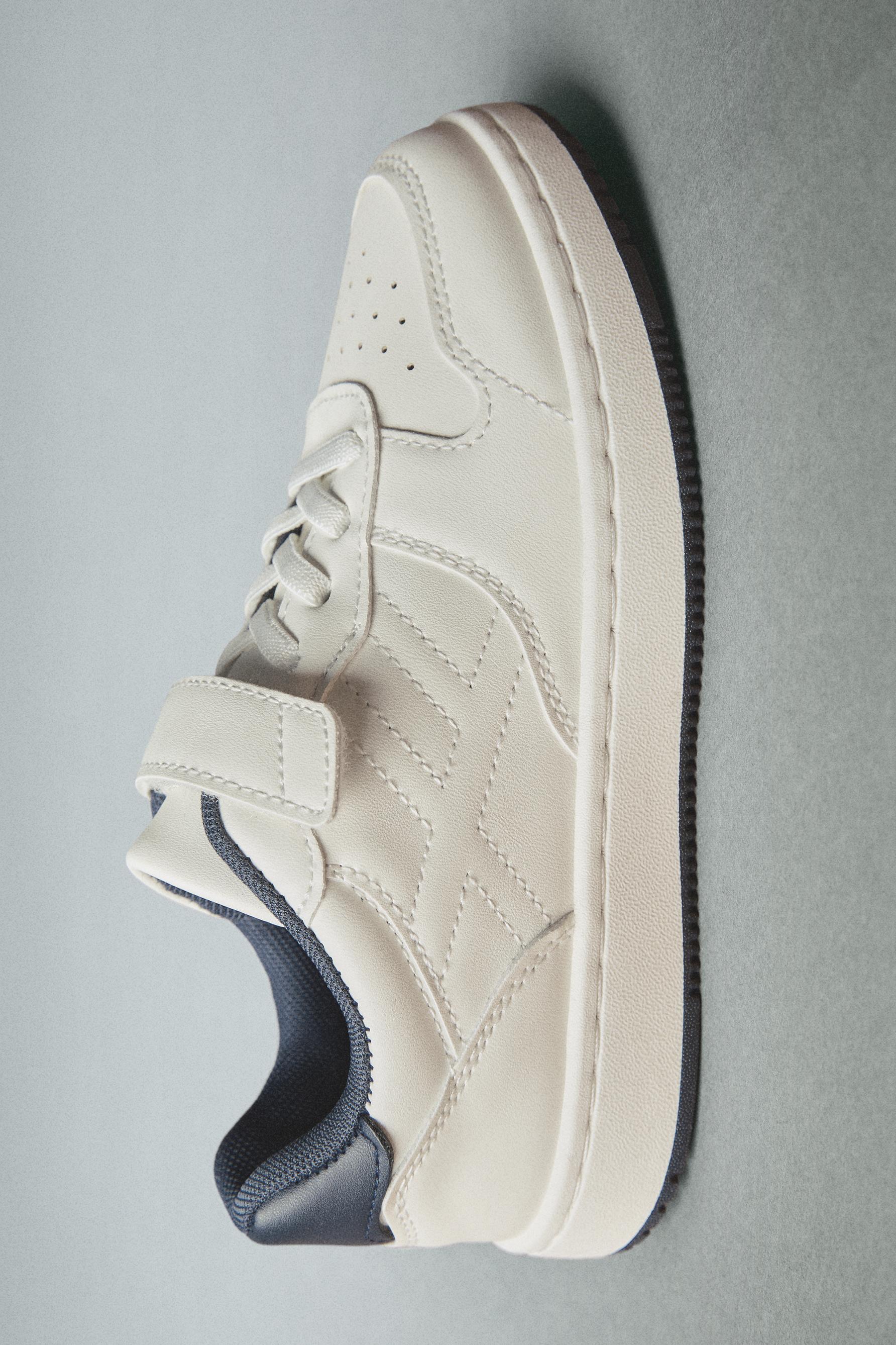Retro sneakers — WHITE