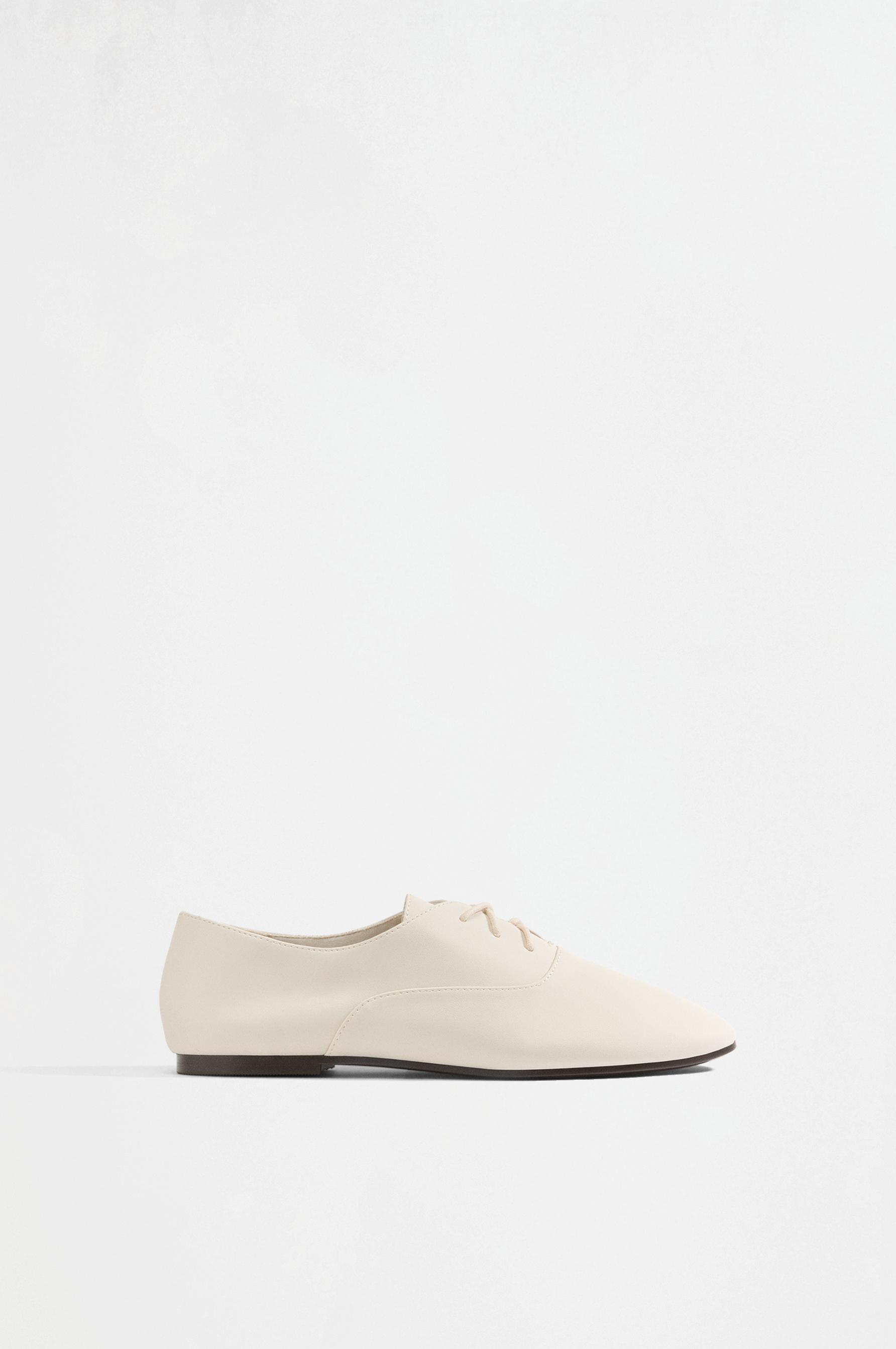 Zapato blucher