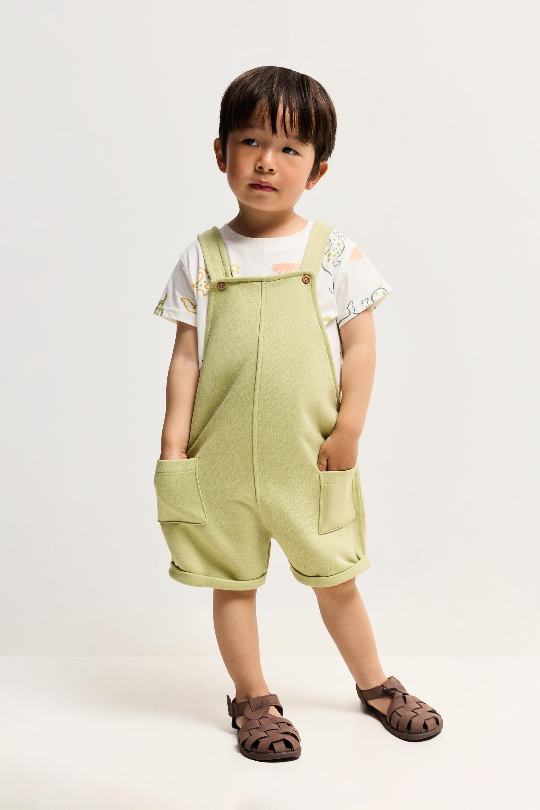 Plush dungarees and T-shirt set — OLIVE GREEN