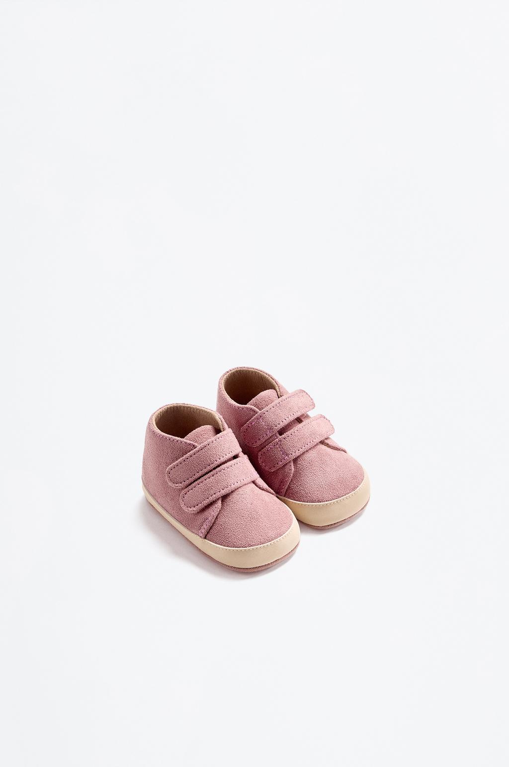 Double strap bootees