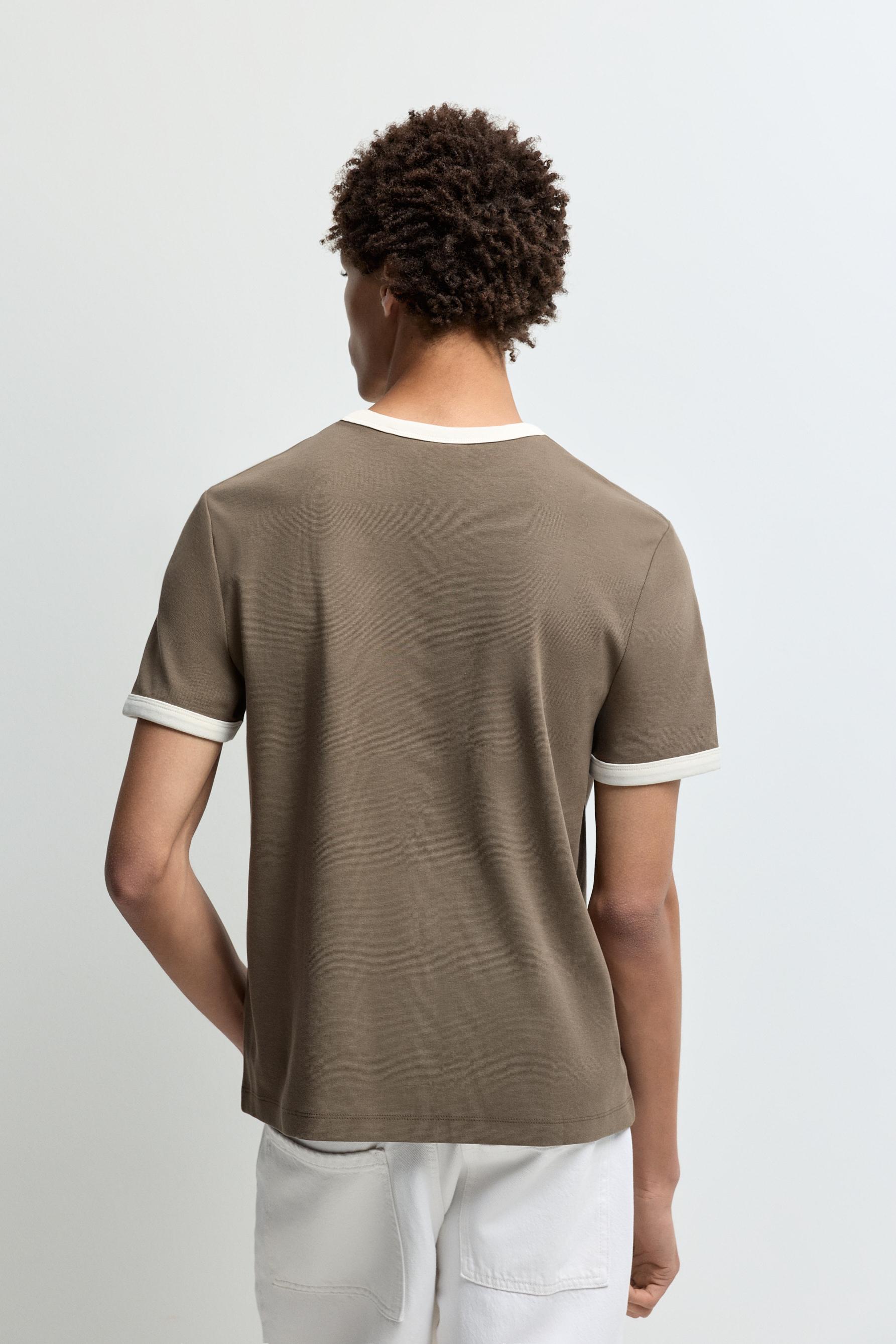 Contrast T-shirt — CARAMEL