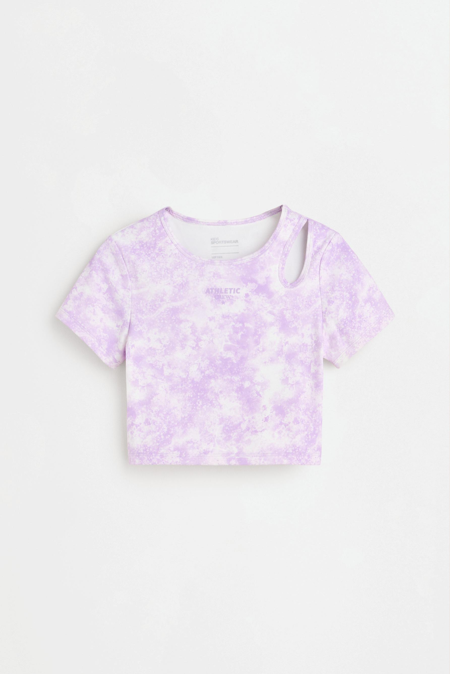 Top deportivo cut out