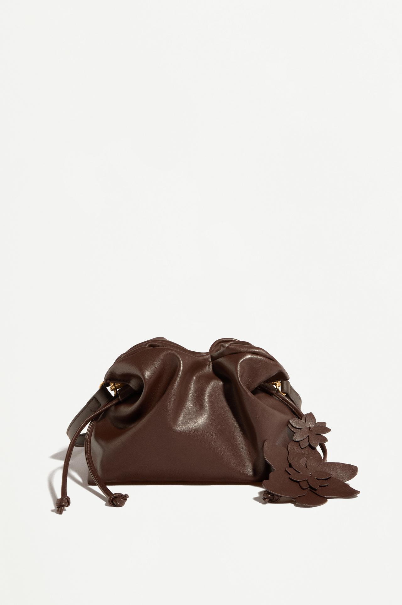Flower pouch bag — BROWN