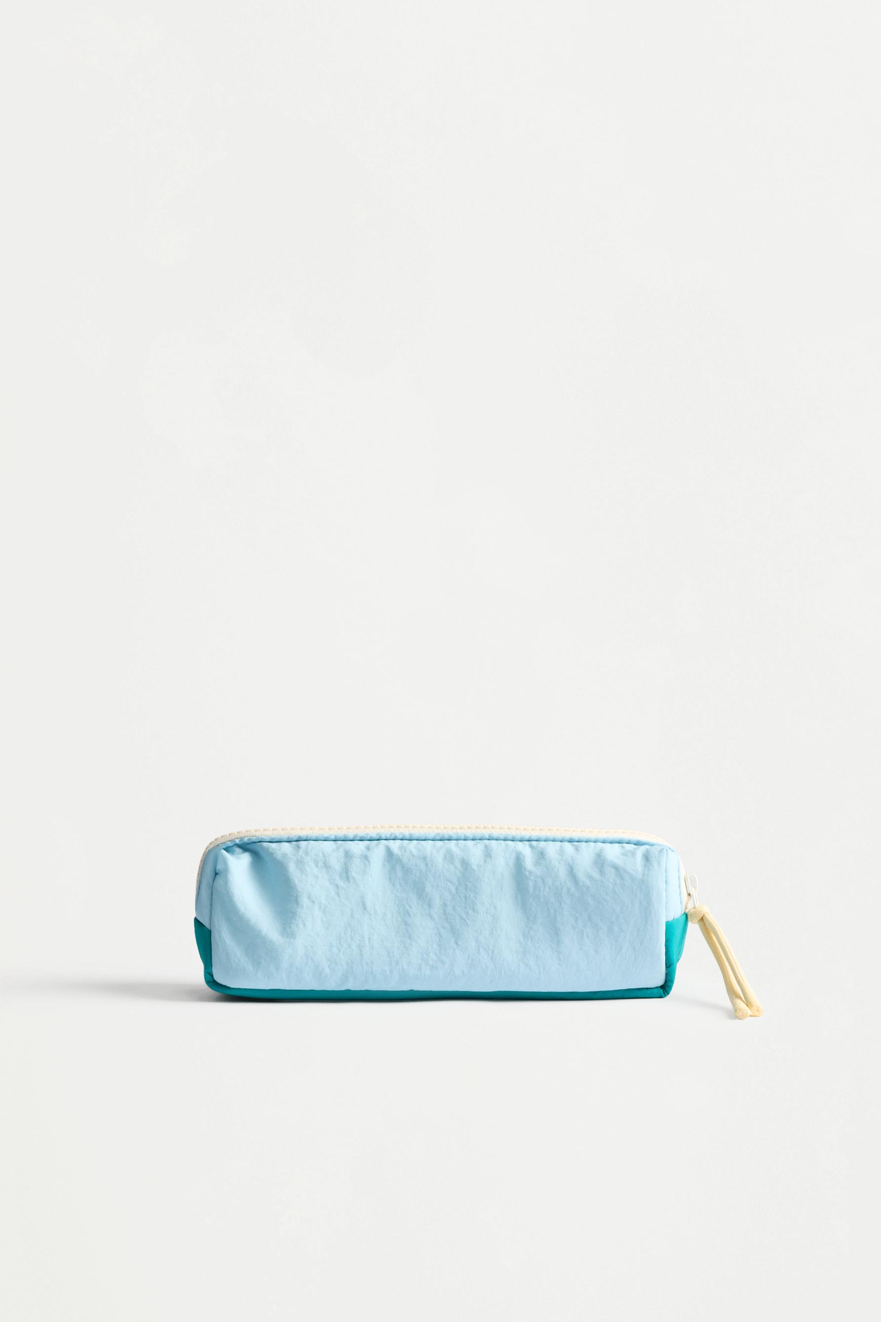 Quilted color block pencil case — BLUE